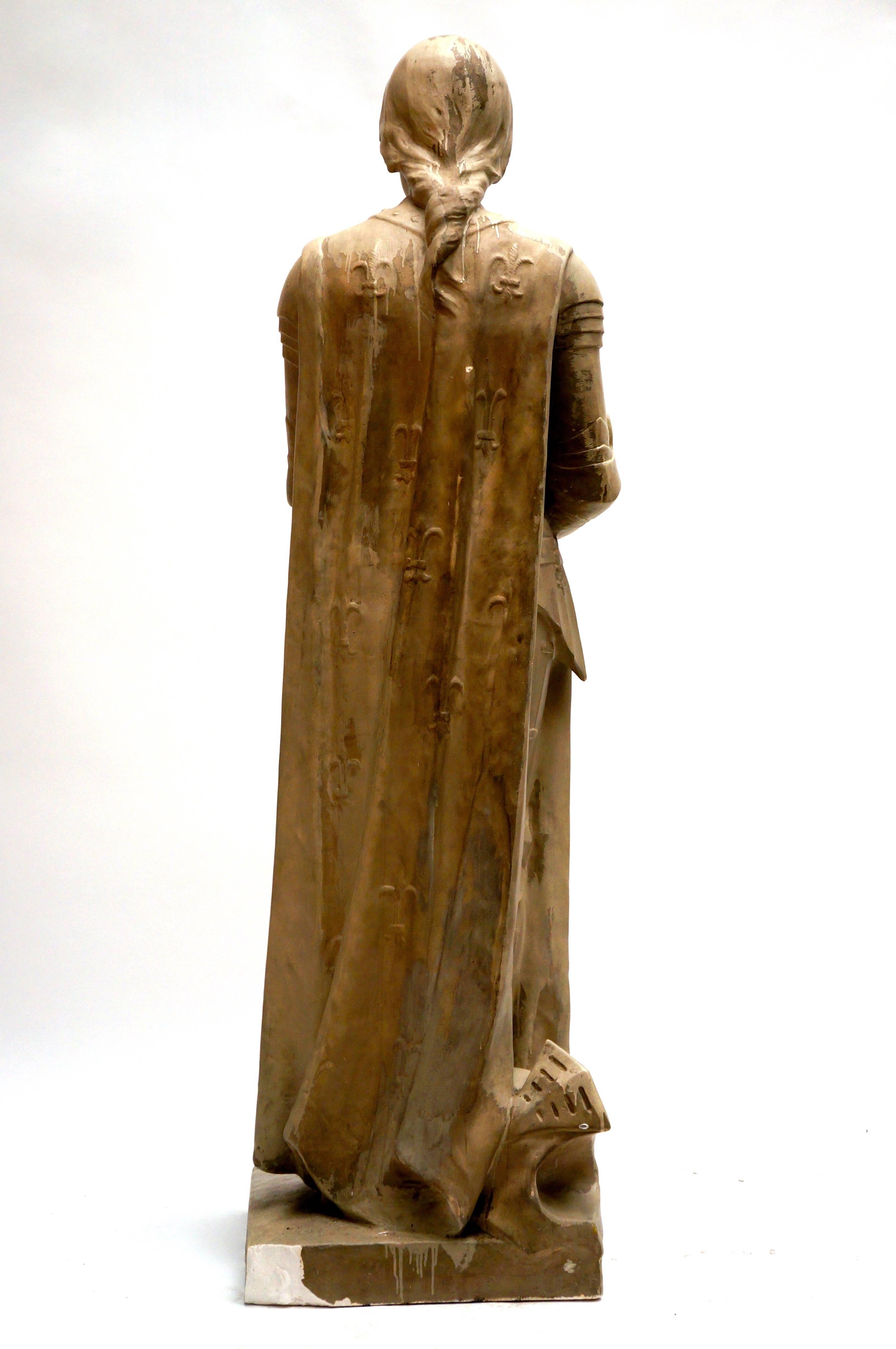 Plâtre Sculpture en plâtre grandeur nature représentant Jeanne d'Arc en vente