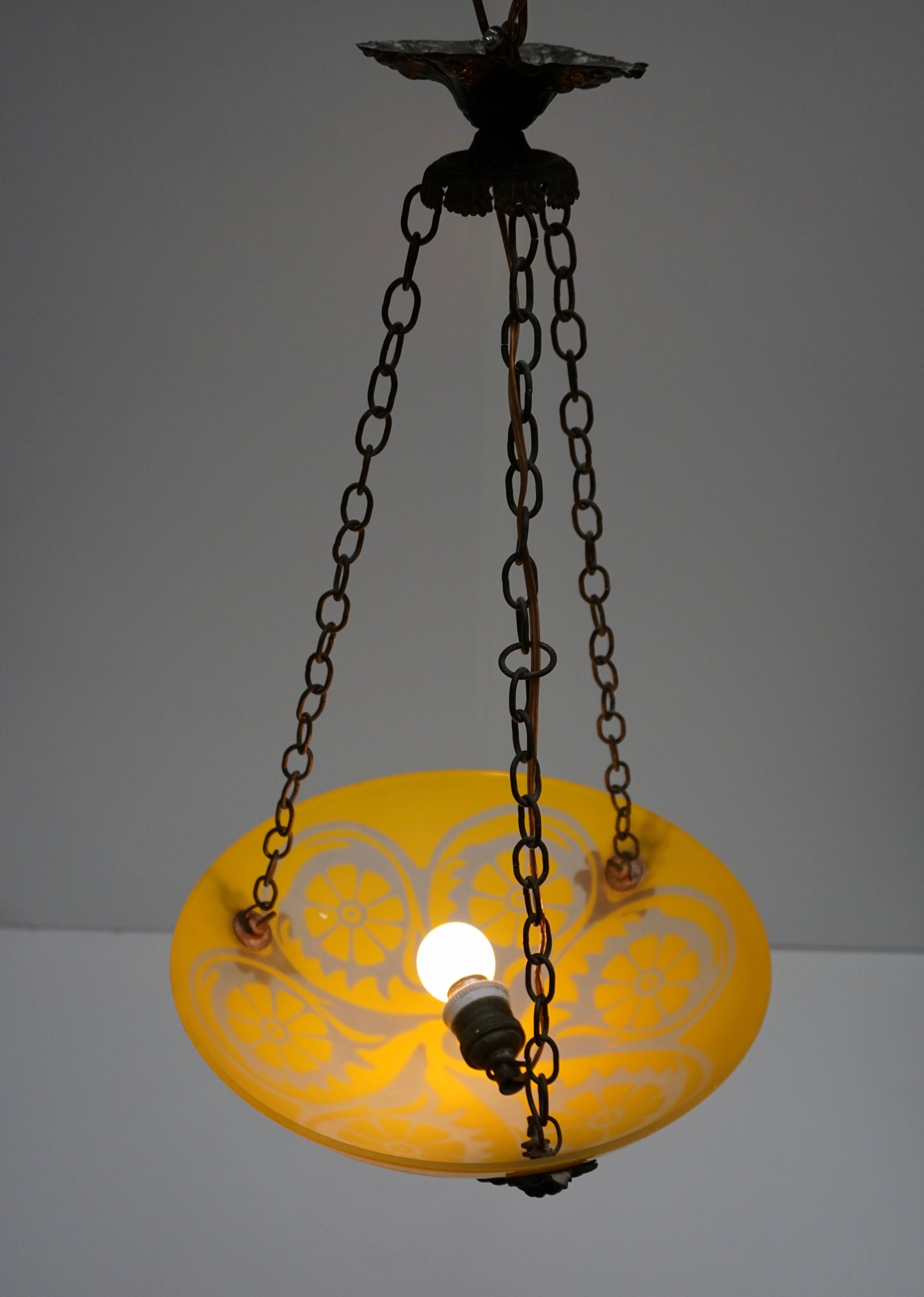 Métal Lampe à suspension en verre en vente