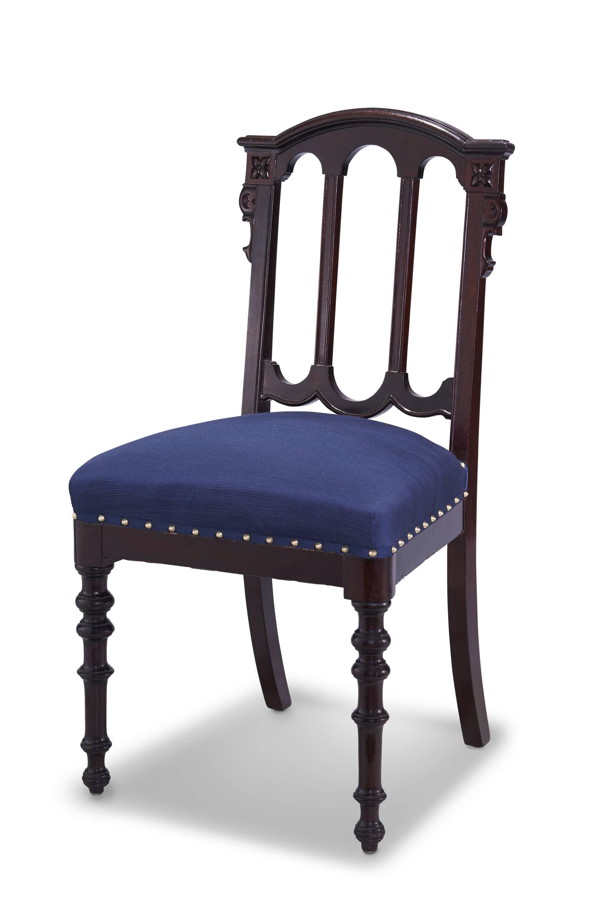 abraham lincoln in chair