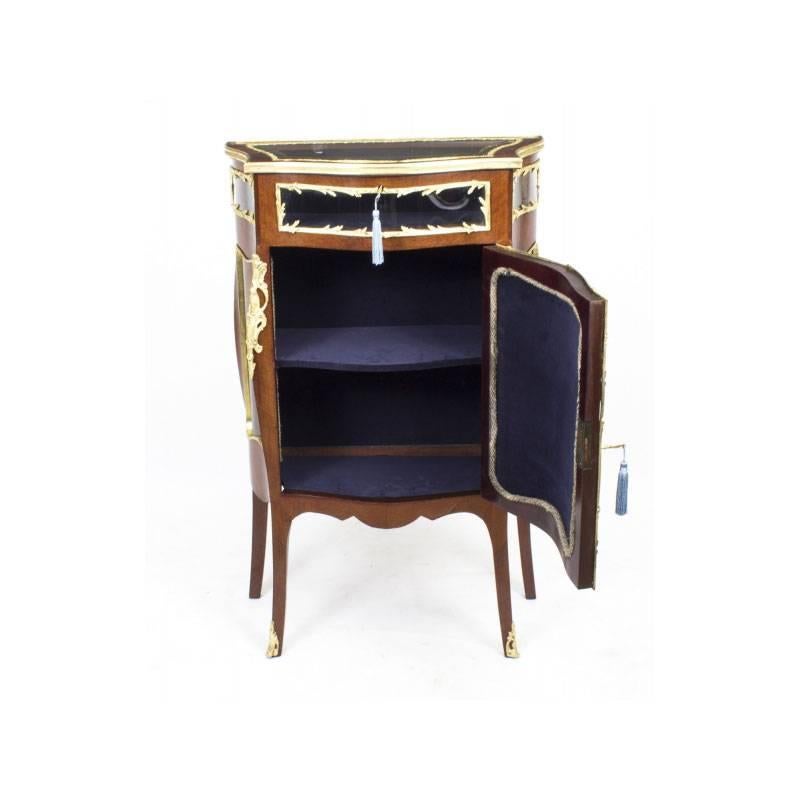19th Century French Vernis Martin Serpentine Bijouterie Side Cabinet 4