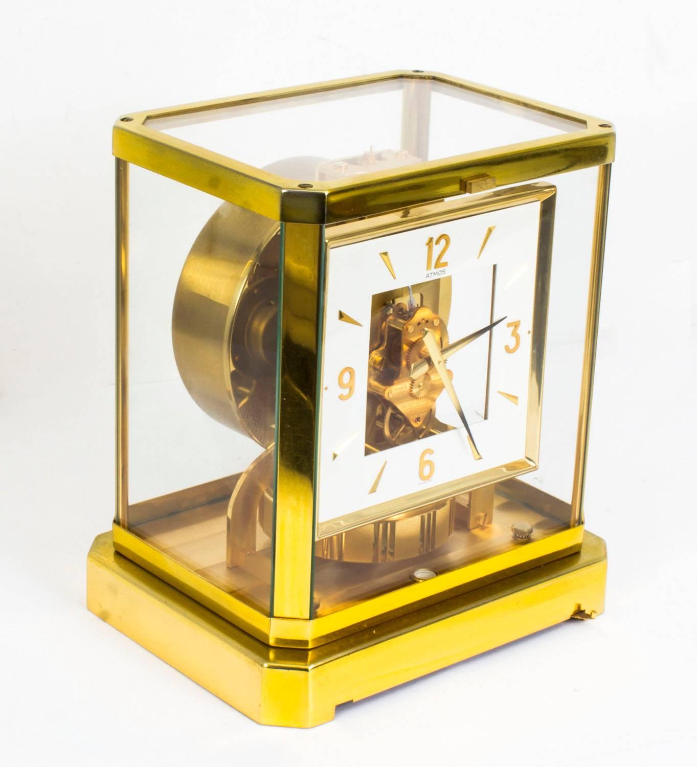 This is beautiful and very decorative Vintage Atmos mantel clock by Jaeger-LeCoultre and bearing their engraved signature on the movement.

The clock is displayed in a beautiful polished gilt brass rectangular case.

The clock self-winds and