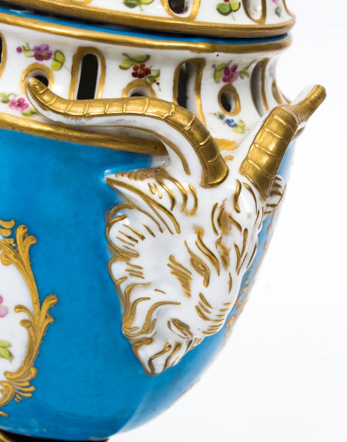 19th Century Pair of Sevres Bleu Celeste Porcelain Pot-Pourri Urns In Excellent Condition In London, GB
