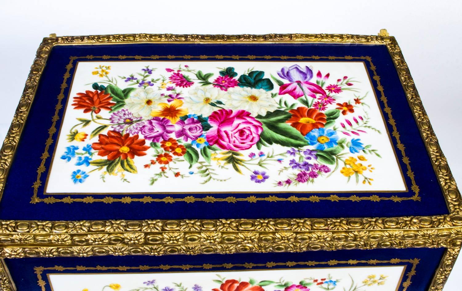 French Hand-Painted Navy Sèvres Porcelain Casket