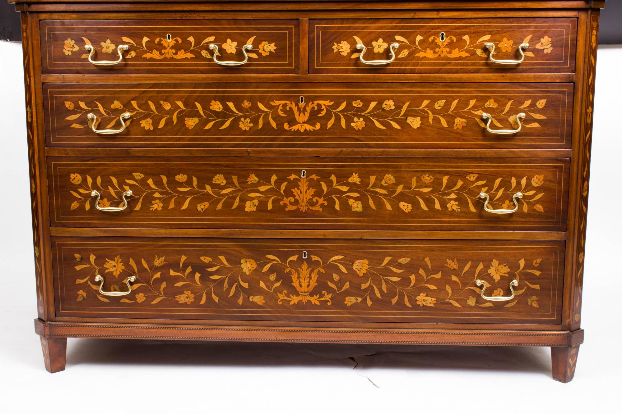 Early 20th Century Dutch Floral Marquetry Mahogany Chest 3