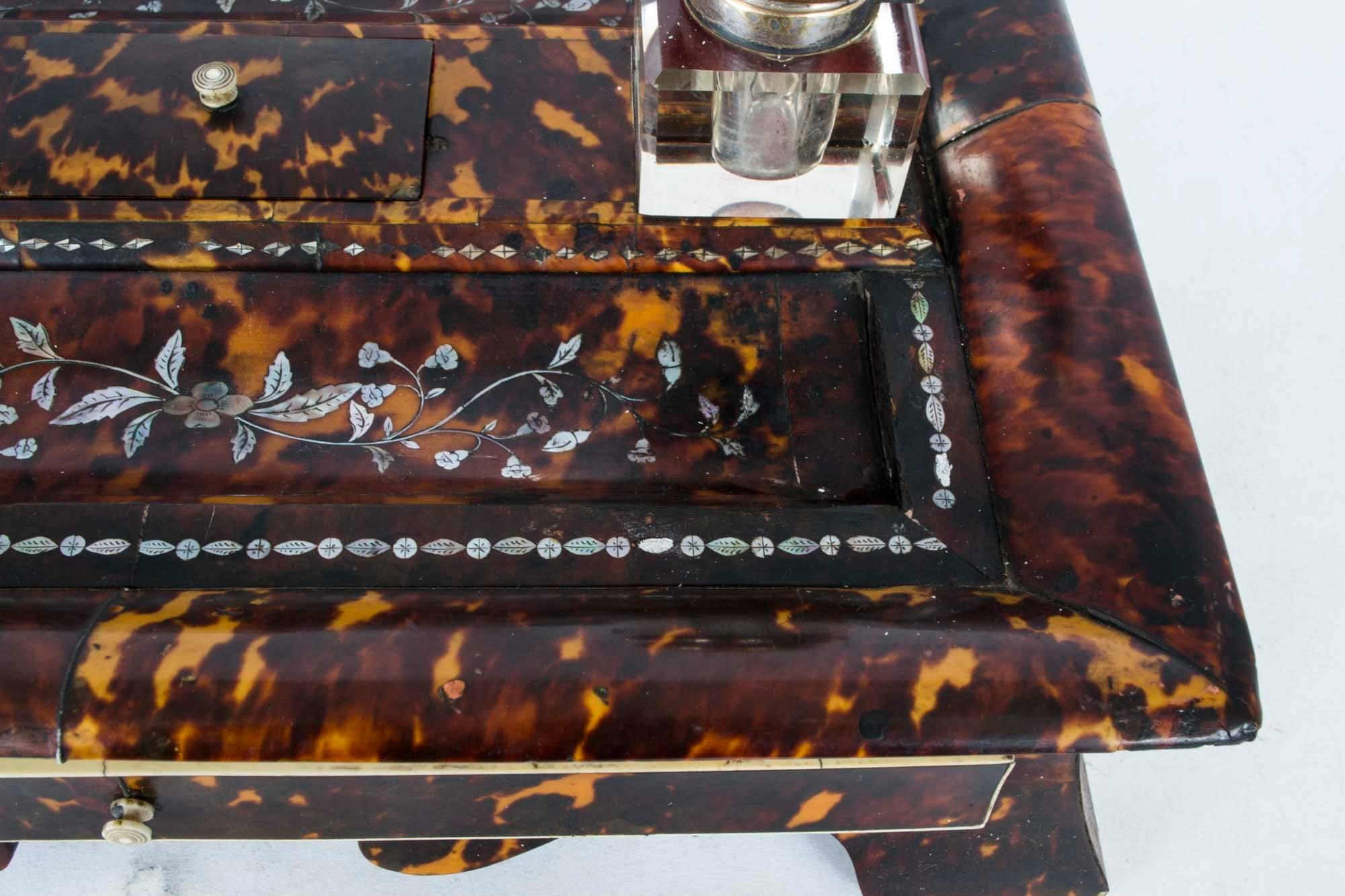 Mid-19th Century 19th Century Willliam IV Inlaid Mother-of-Pearl Boulle Inkstand