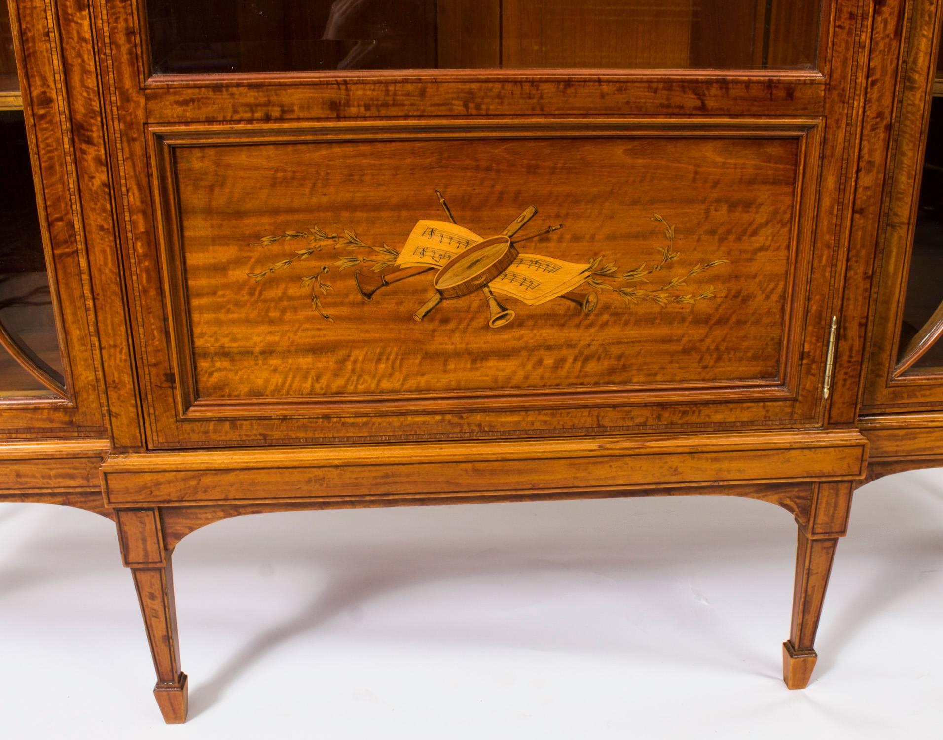 19th Century Victorian Satinwood and Marquetry Display Cabinet 5