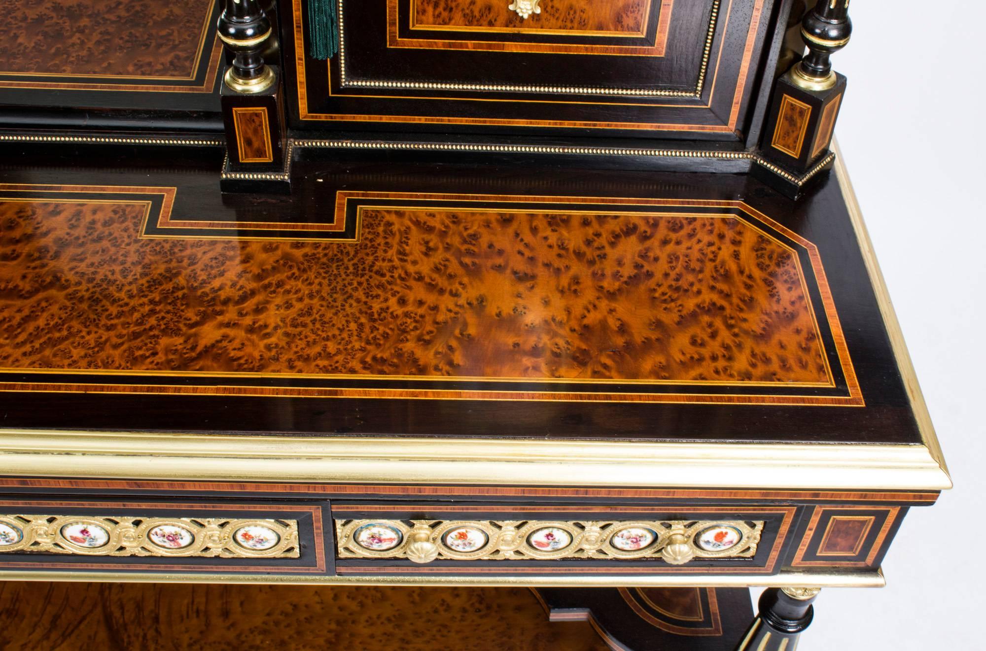 Mid-19th Century 19th Century Victorian Amboyna Inlaid Bonheur Du Jour For Sale