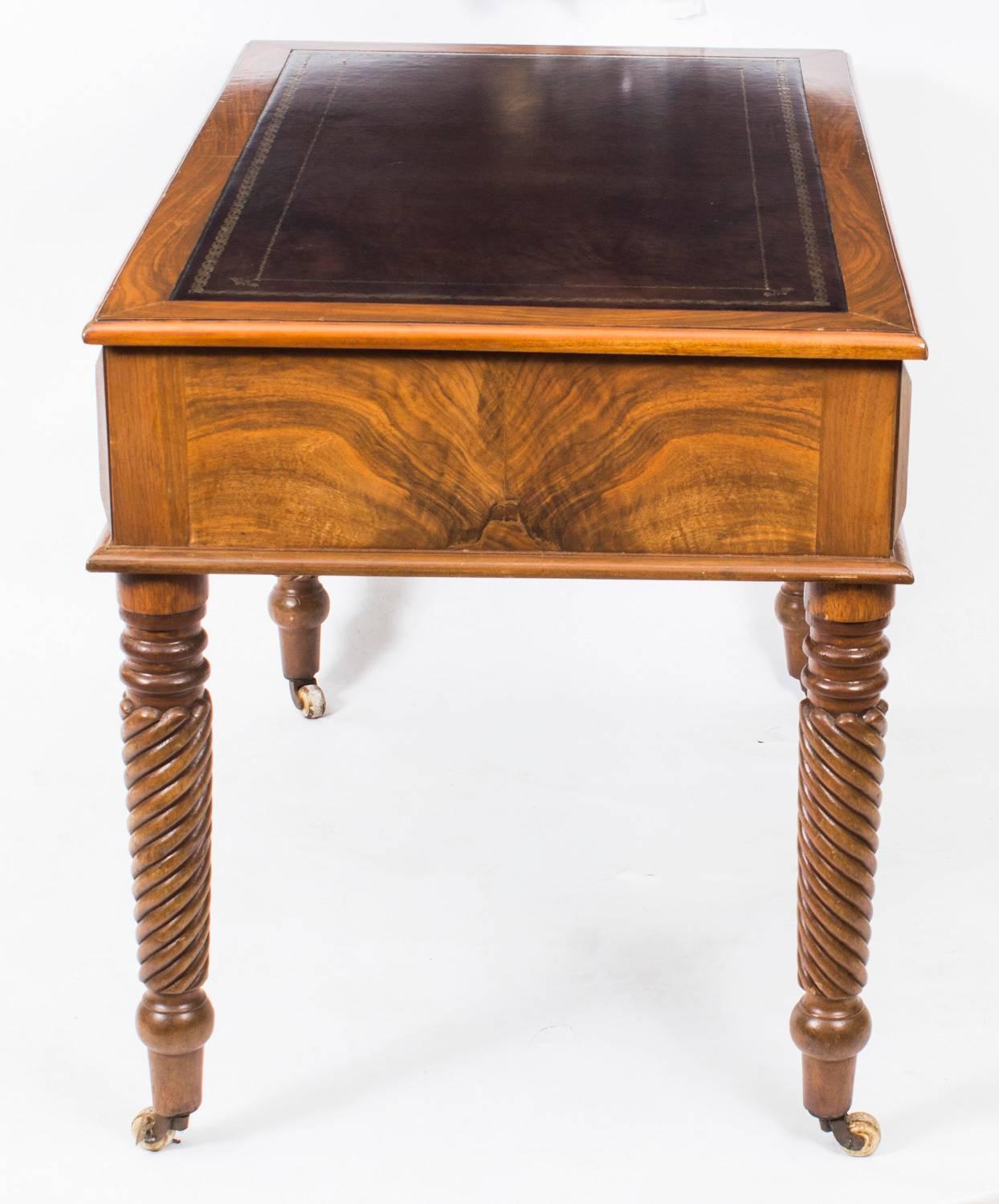 Early 20th Century Figured Walnut Writing Table Desk 3