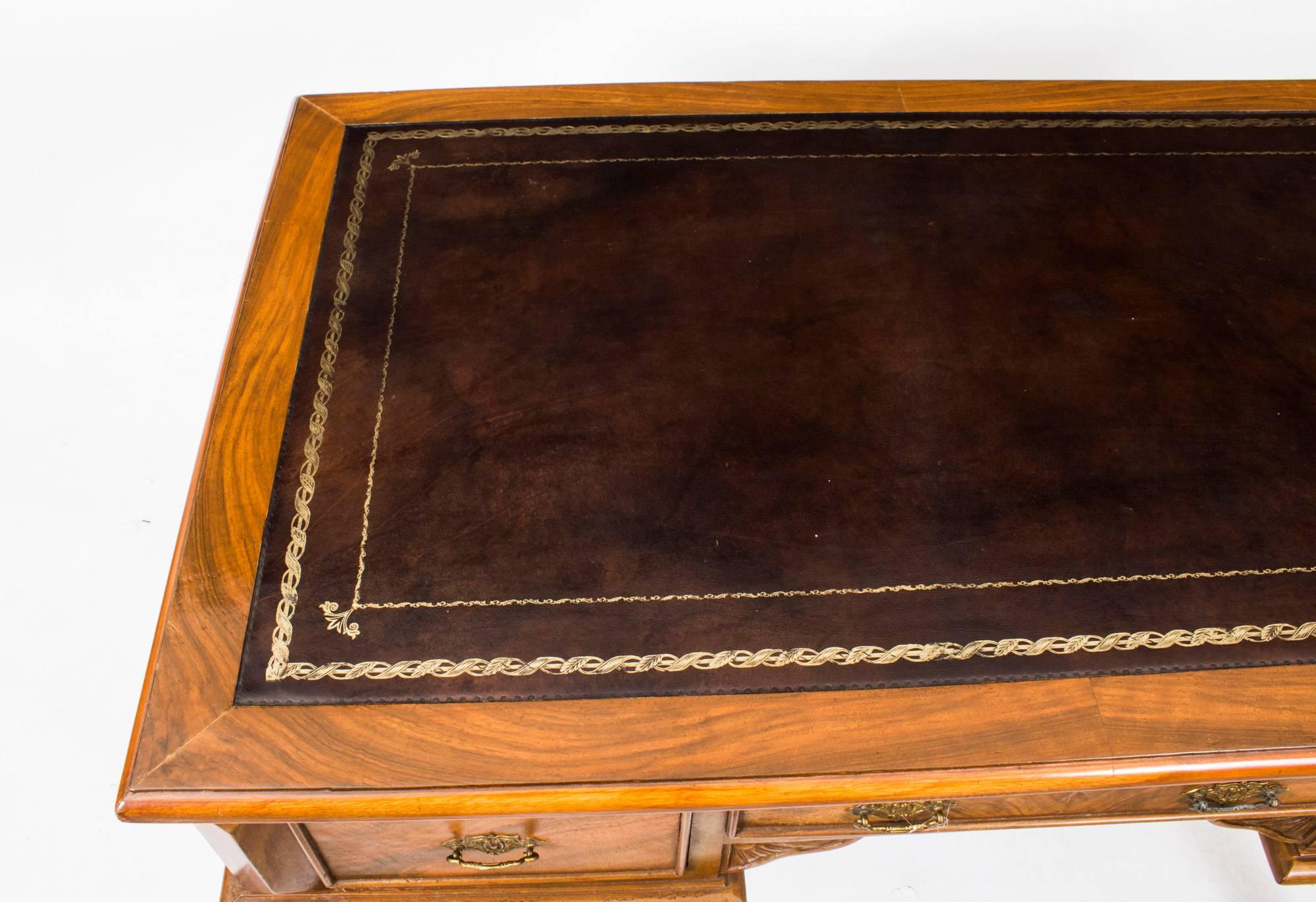 Victorian Early 20th Century Figured Walnut Writing Table Desk