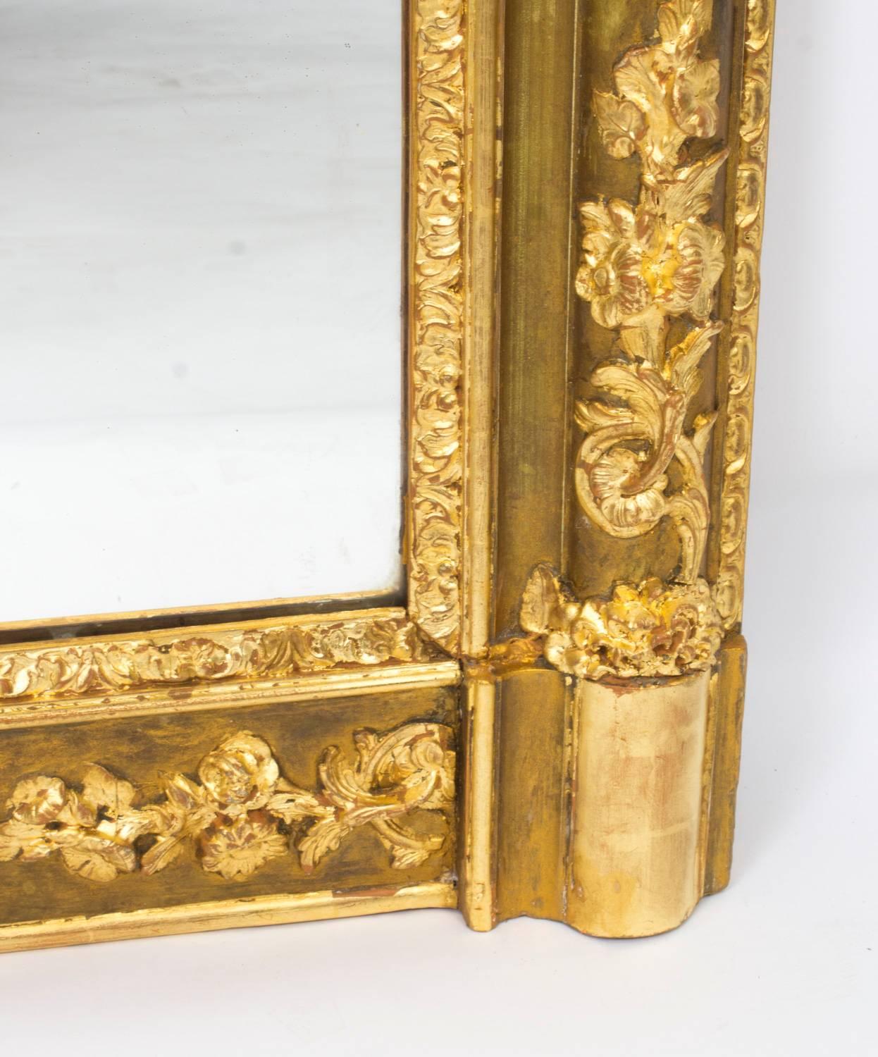 19th Century French Floral Motif Giltwood Overmantel Mirror 5