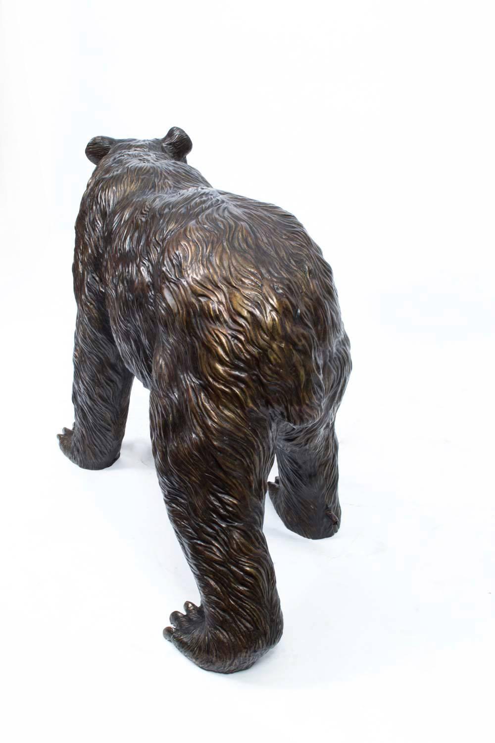 Wild Bear Catching Fish Bronze Sculpture 1