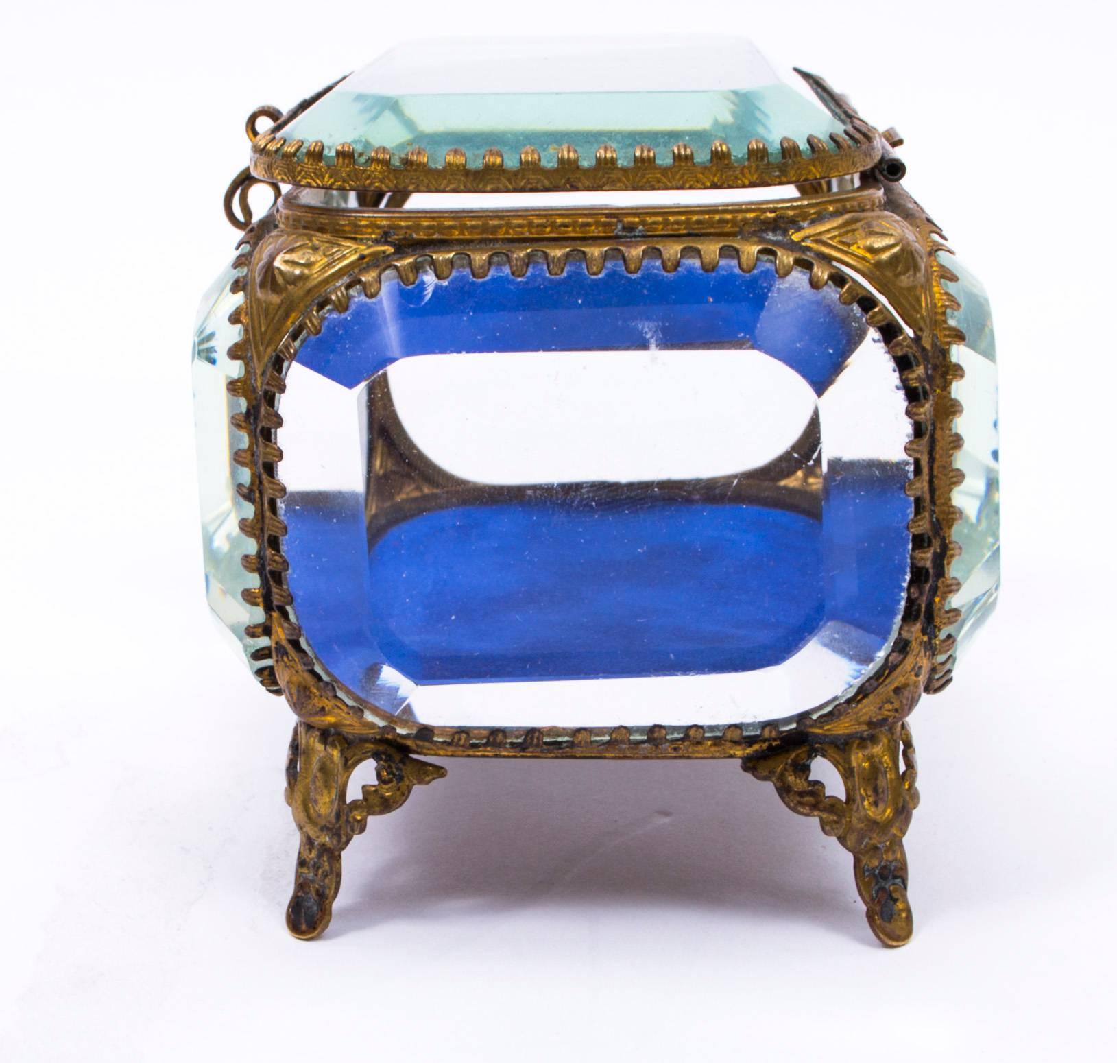 19th Century French Ormolu and Glass Table Wedding Casket 2