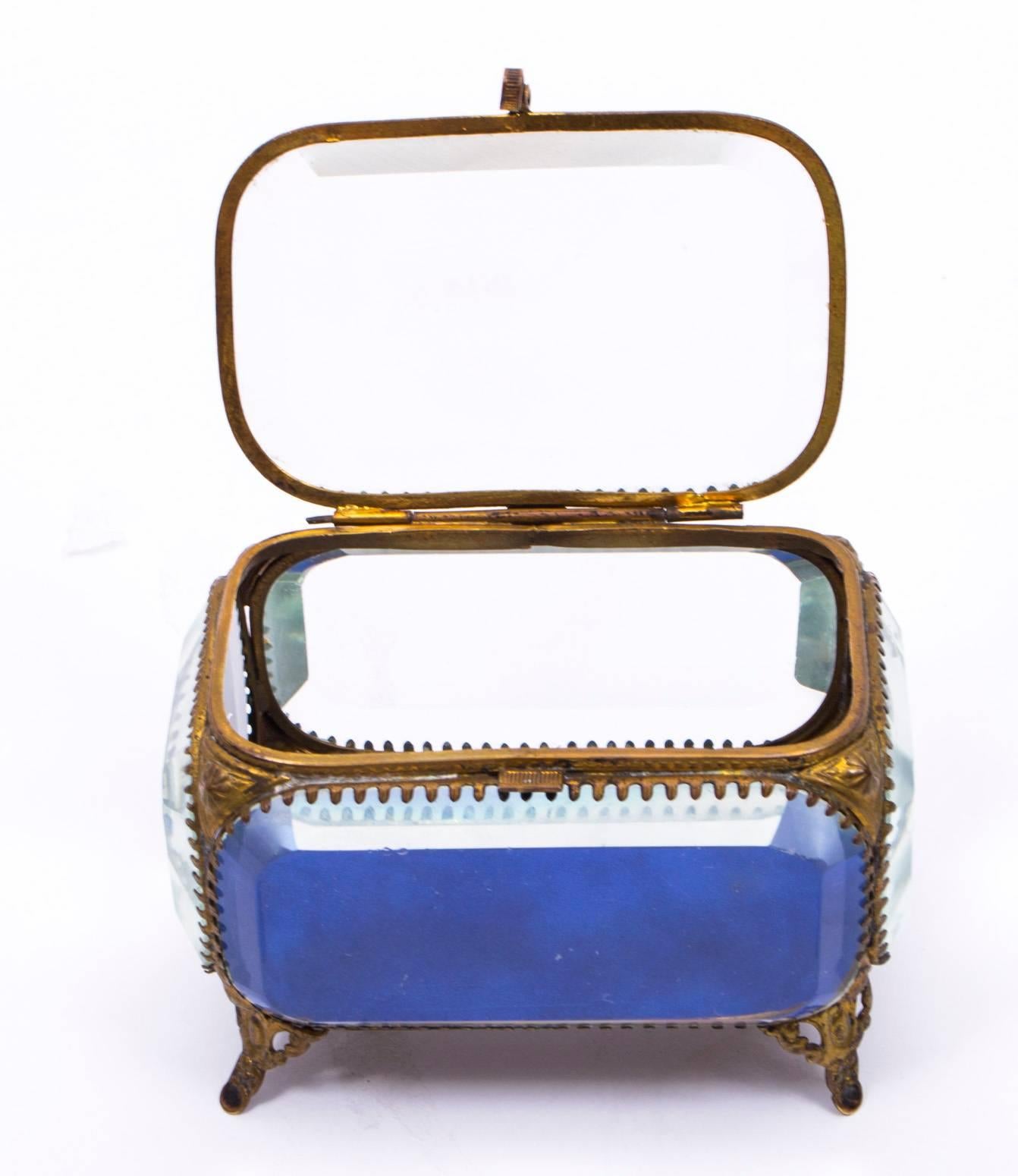 19th Century French Ormolu and Glass Table Wedding Casket 4