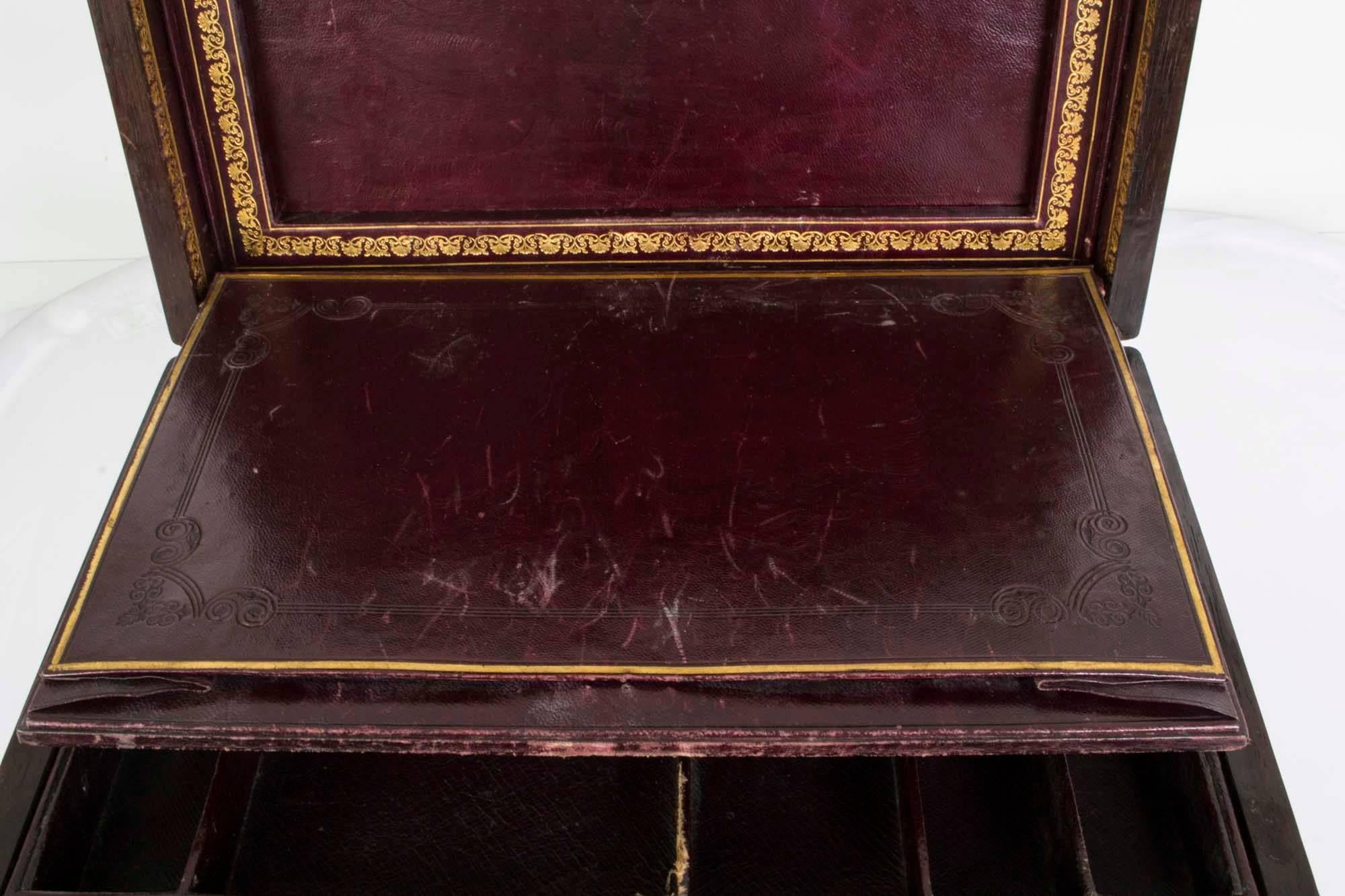 19th Century Victorian Rosewood and Mother-of-Pearl Box In Excellent Condition In London, GB