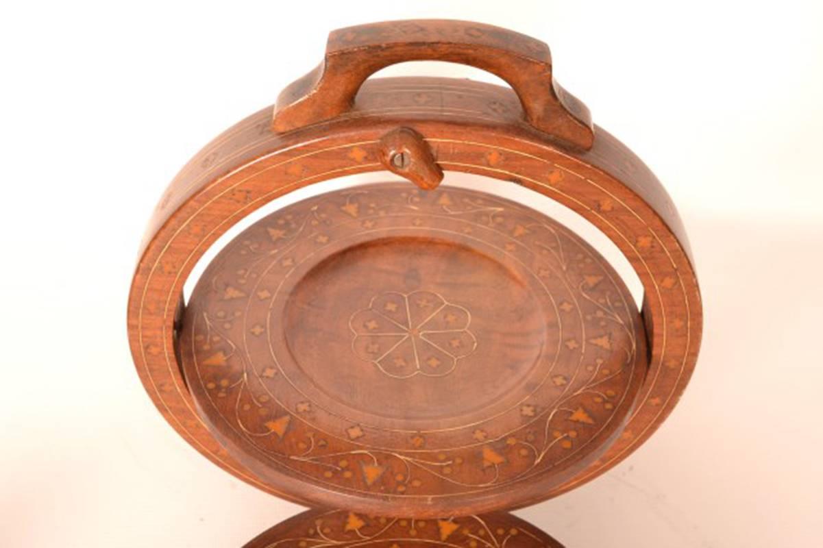 Early 20th Century Mahogany Folding Cake Stand In Excellent Condition In London, GB