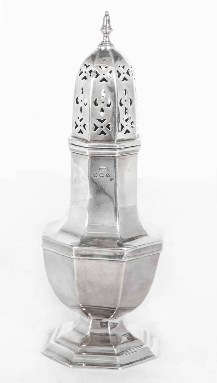 An exquisite antique English silver sugar castor/sifter with hallmarks for Birmingham, 1920 and the makers mark of Charles Wilkes of Mott Street, Birmingham.

A truly beautiful and high quality piece that would make a fine addition to any antique