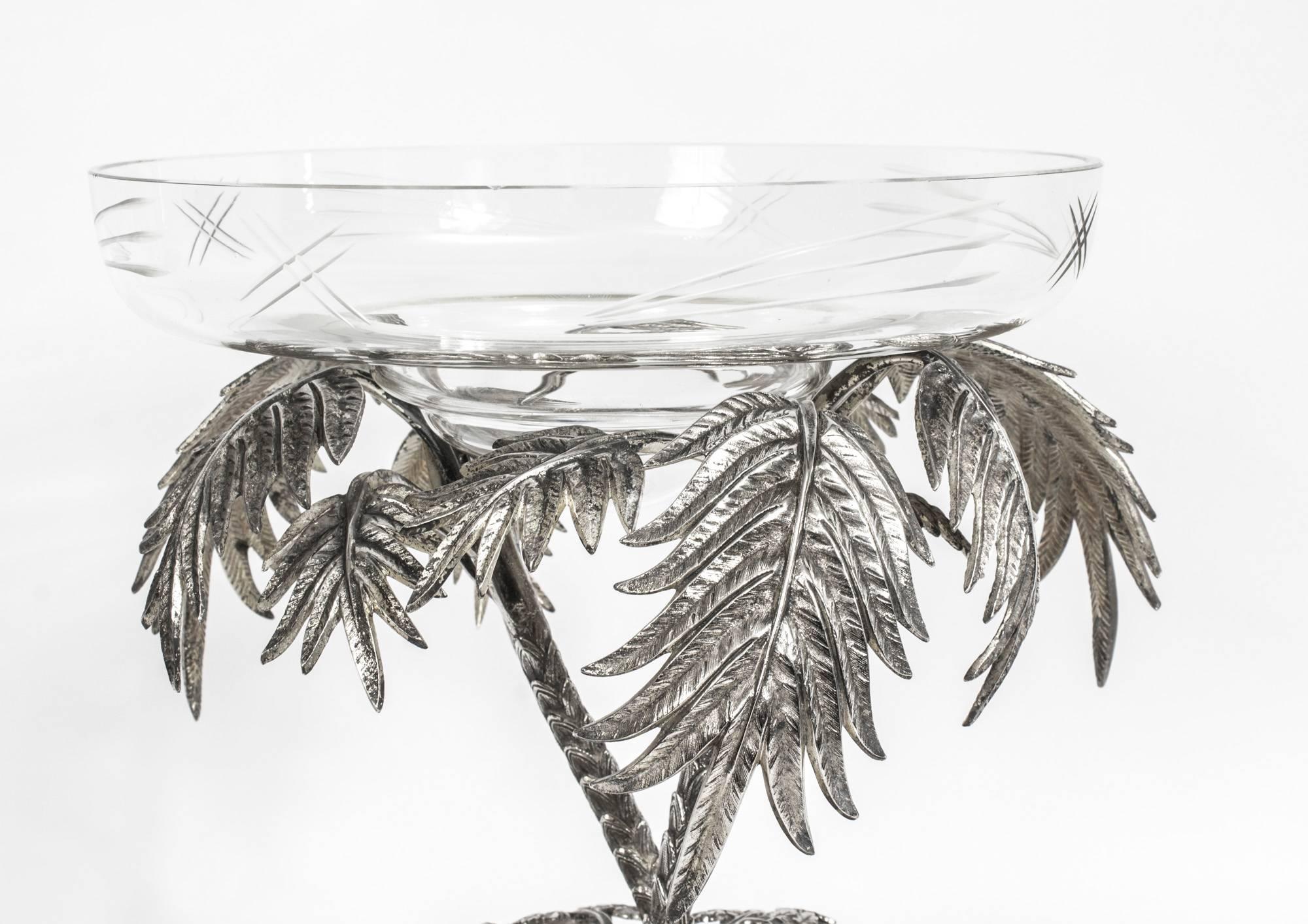 English Antique Victorian Silver Plated Palm Tree Centrepiece Mirrored Base, circa 1860