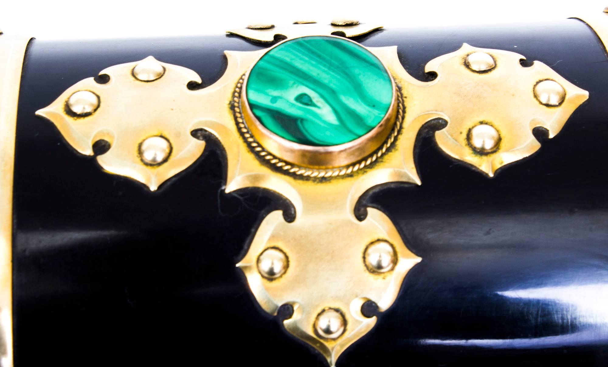 19th Century Gothic Revival Brass Inset Malachite Casket In Excellent Condition In London, GB