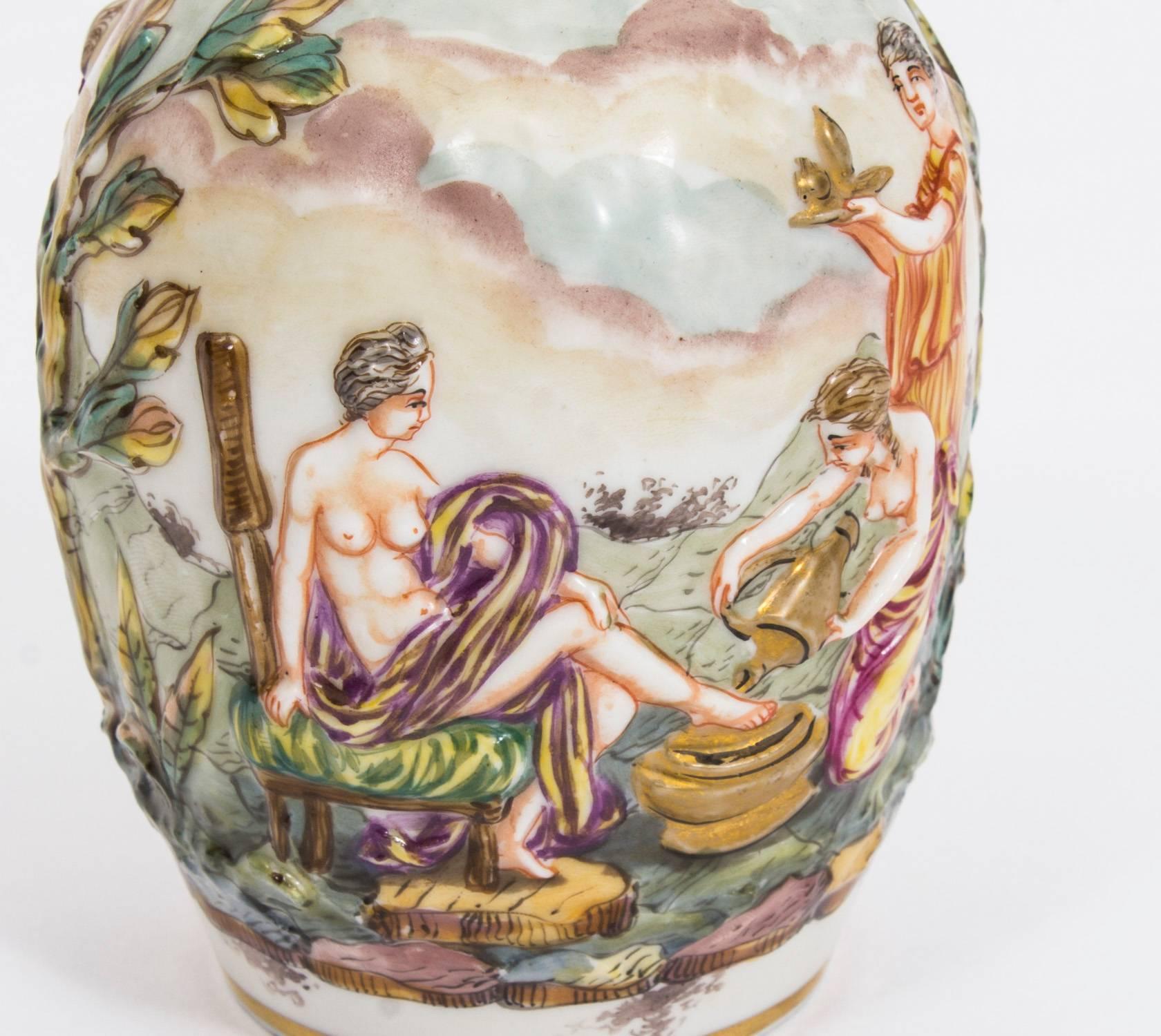 capodimonte vase markings