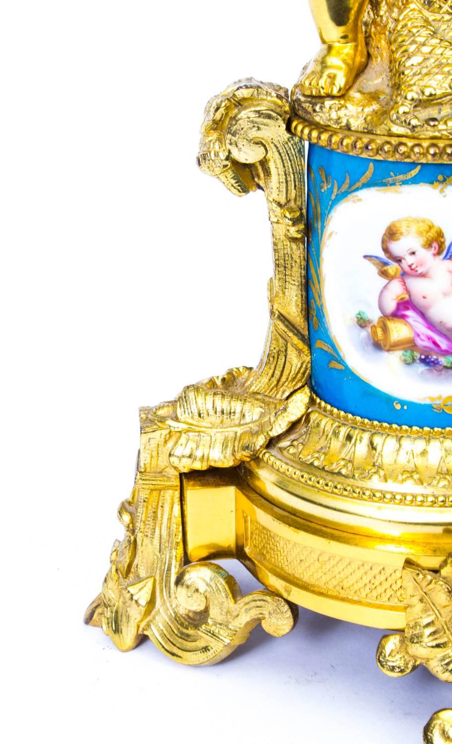 19th Century Ormolu and Sèvres Porcelain Table Lamp In Excellent Condition In London, GB