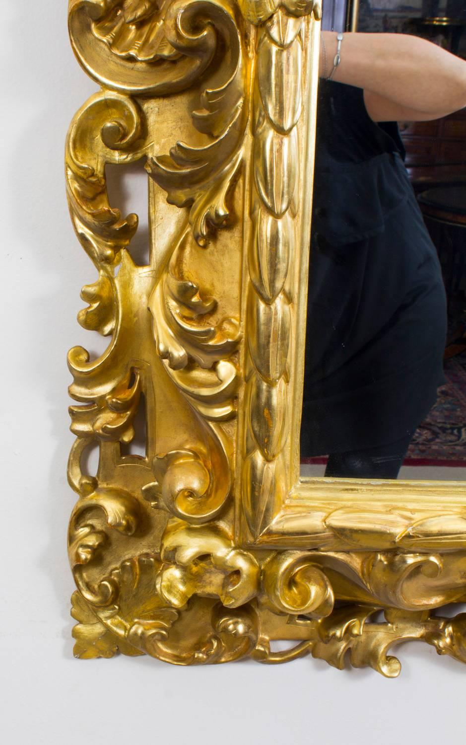 19th Century Pair of Florentine Giltwood Mirrors 2