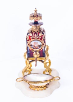 19th Century French Ruby Glass and Ormolu-Mounted Scent Bottle