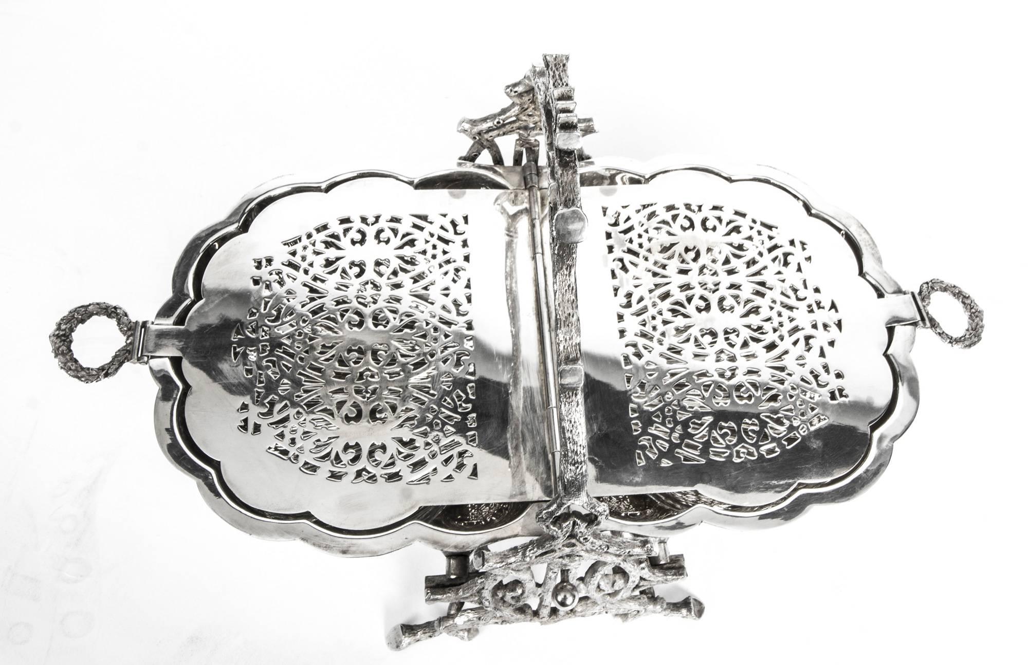 Antique Victorian Silver Plated Shell Folding Biscuit Box, 19th Century 3