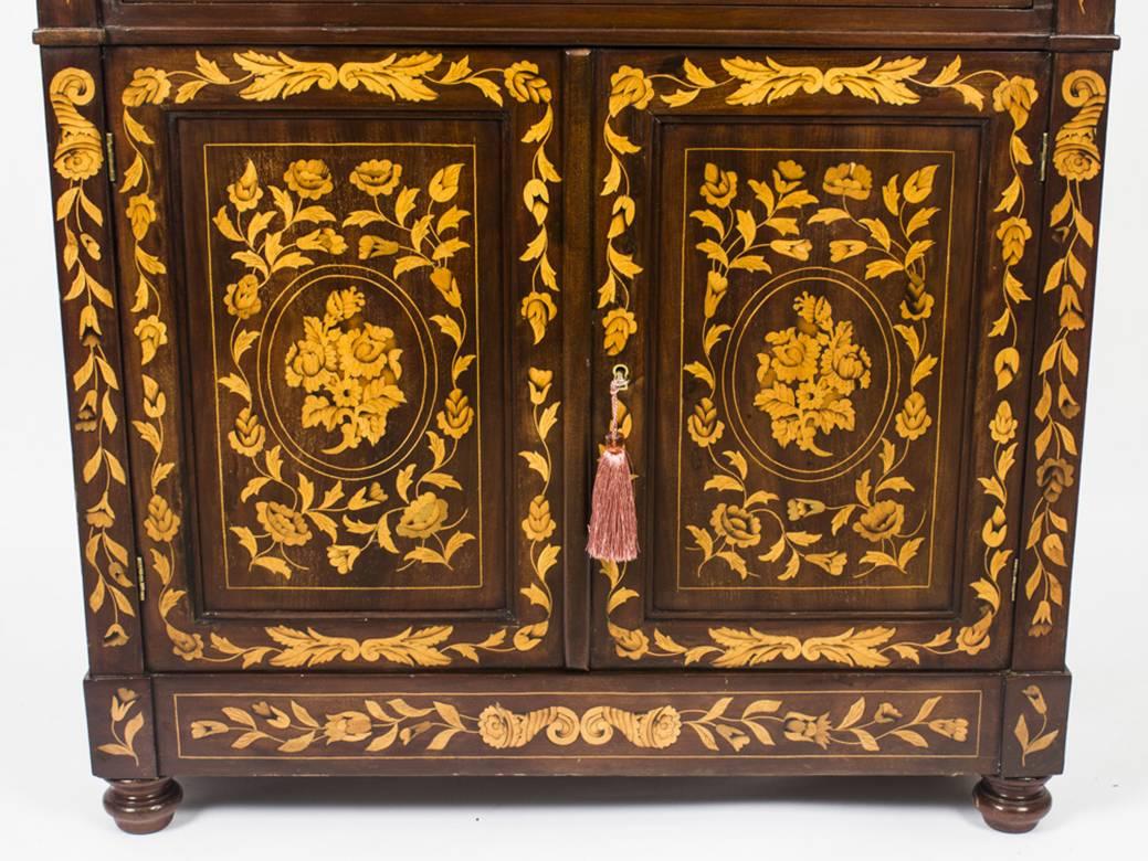 18th Century Dutch Floral Marquetry Mahogany Chiffonier In Excellent Condition In London, GB