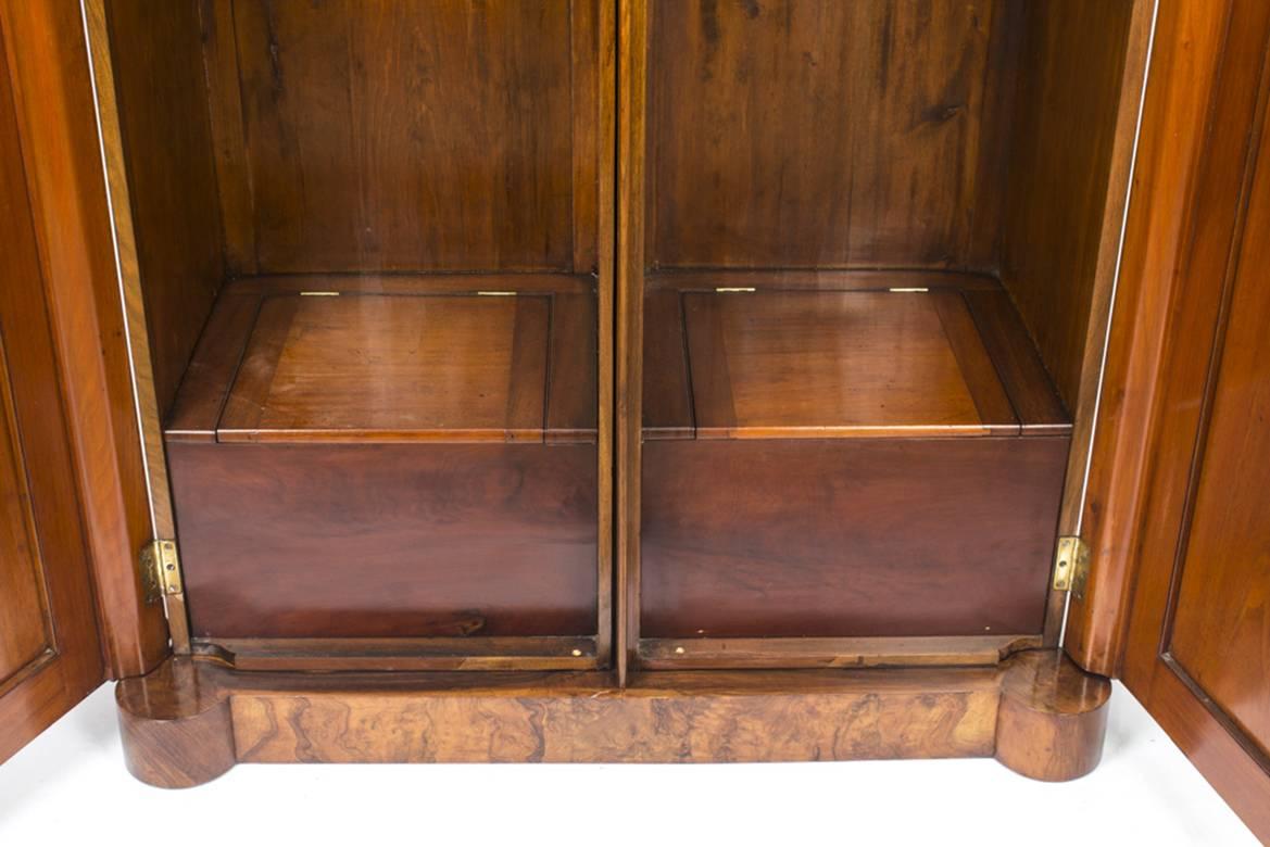 19th Century Victorian Burr Walnut Wardrobe 1