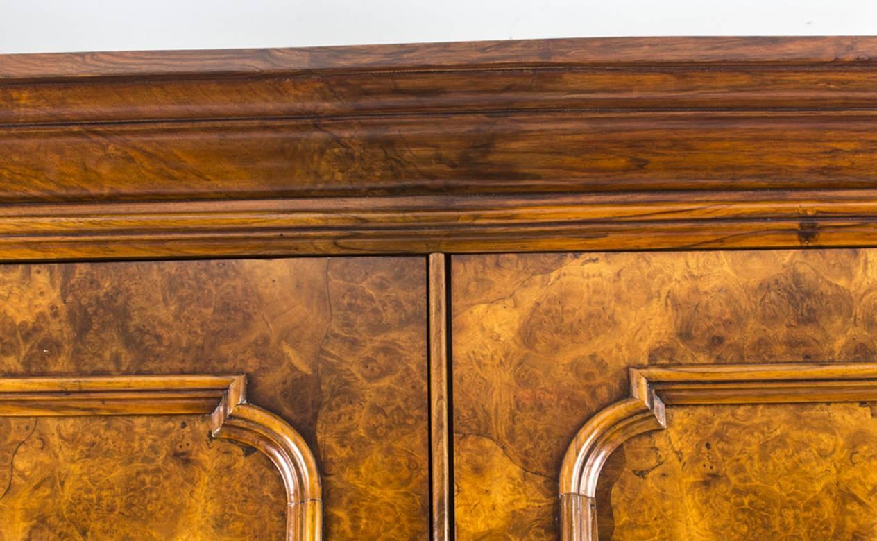 English 19th Century Victorian Burr Walnut Wardrobe