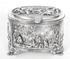 Antique French Silver Plated Ormolu Oval Casket T& E Paris, 19th Century