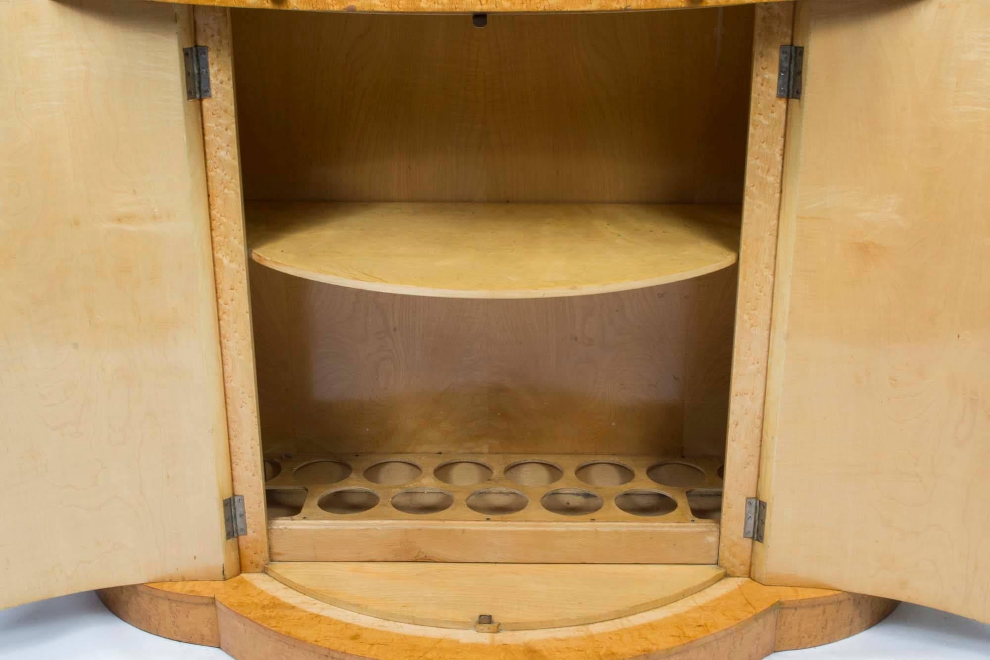 Antique Art Deco Bird's-Eye Maple Cocktail Cabinet, circa 1925 2