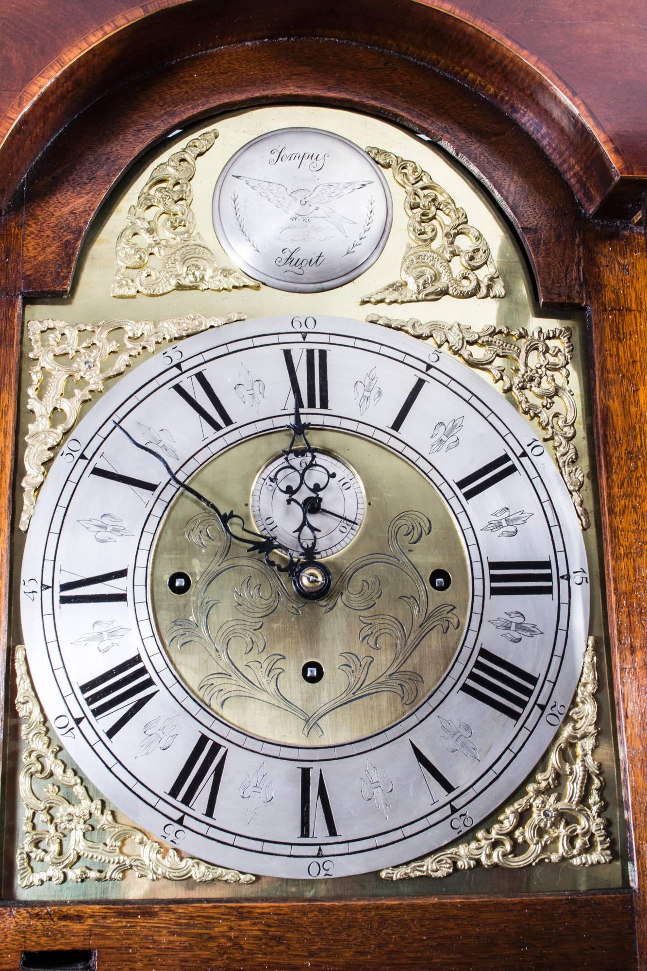 Anglais horloge de parquet du 19e siècle avec sonnerie de cloches
