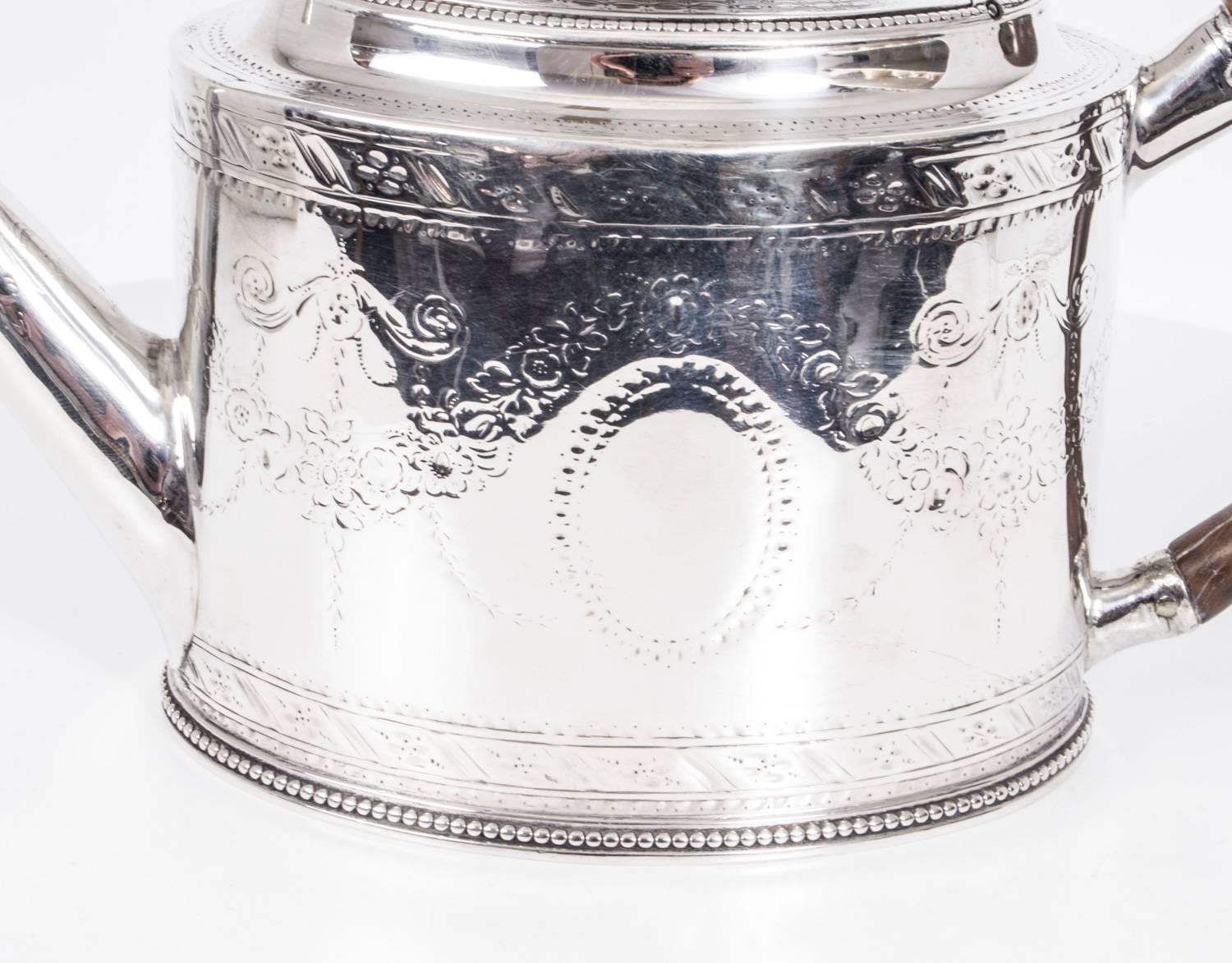 Antique Hester Bateman Sterling Silver Teapot Pot, 1783 In Excellent Condition In London, GB