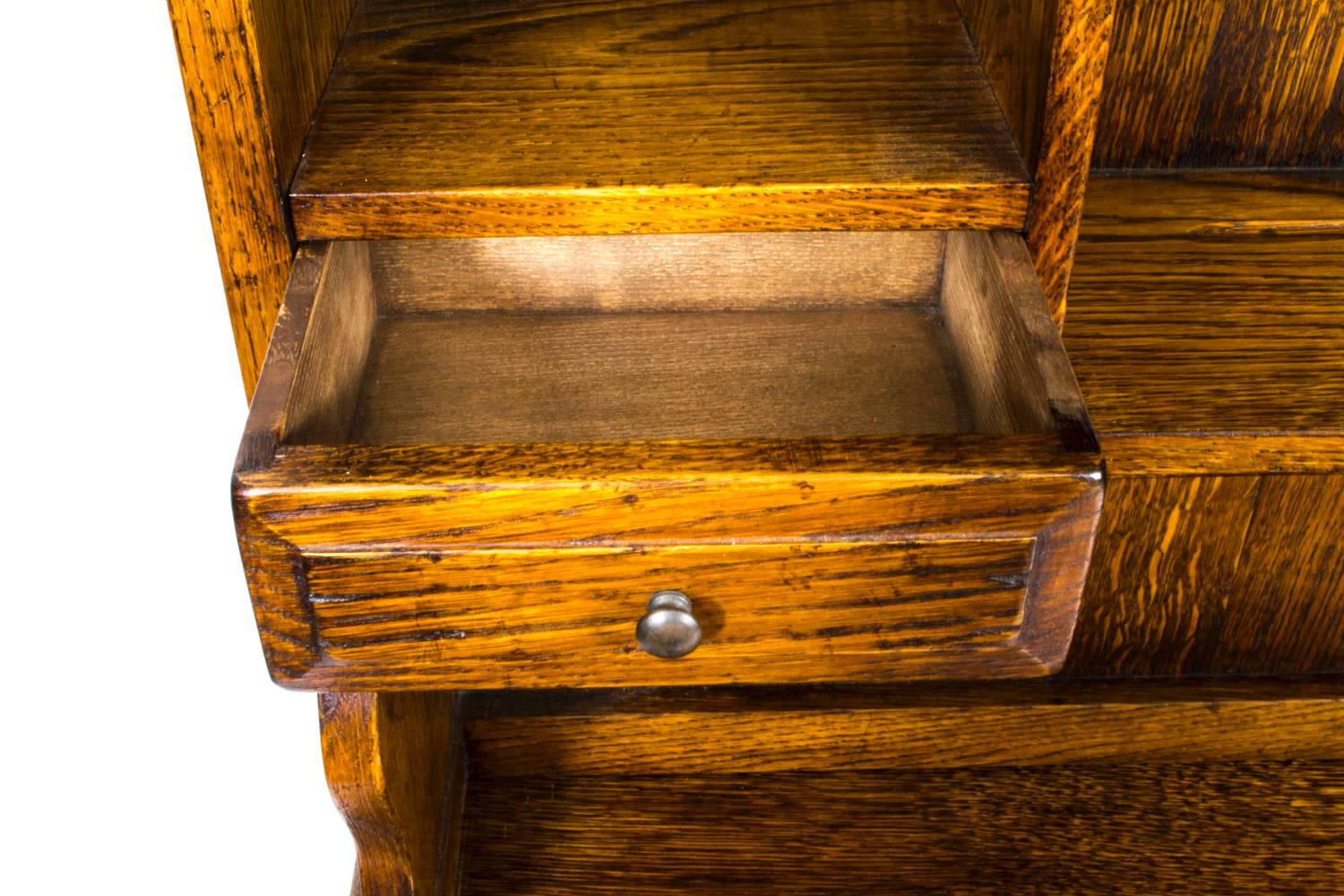 Vintage Welsh Oak Dresser Cabinet Sideboard, Late 20th Century 2