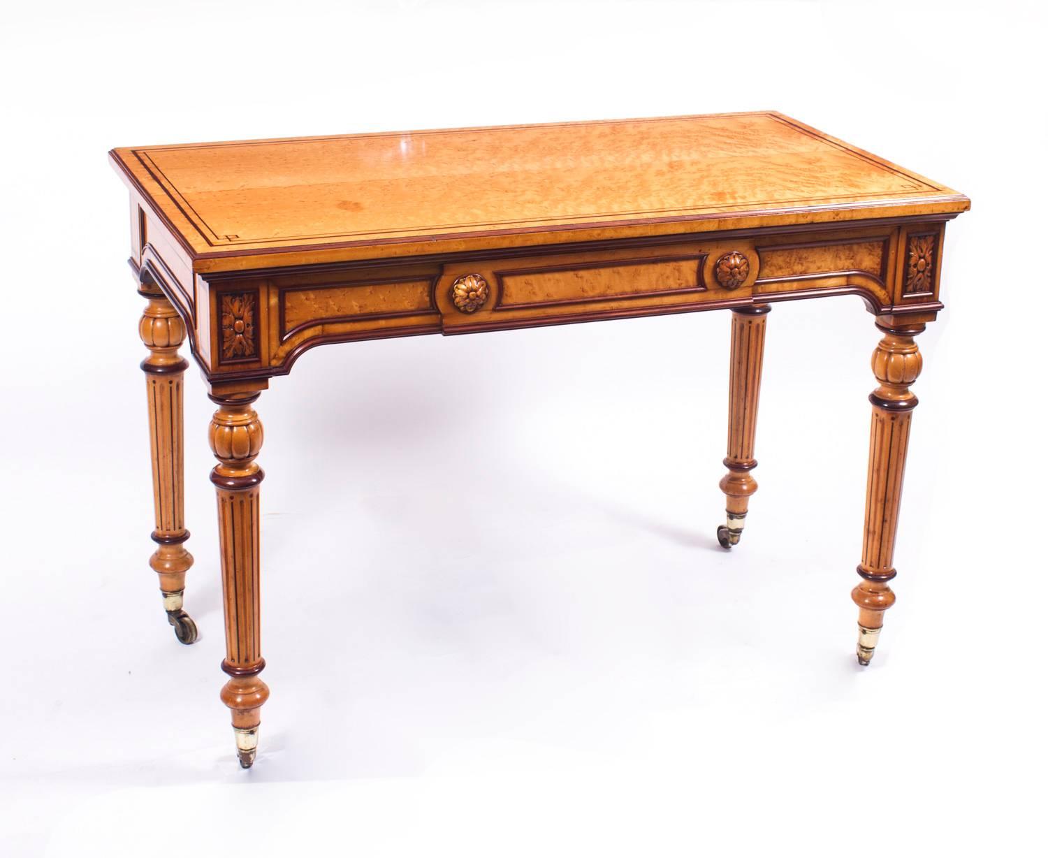 Antique Gillows Style Bird's-Eye Maple Writing Table Desk, 1830 4