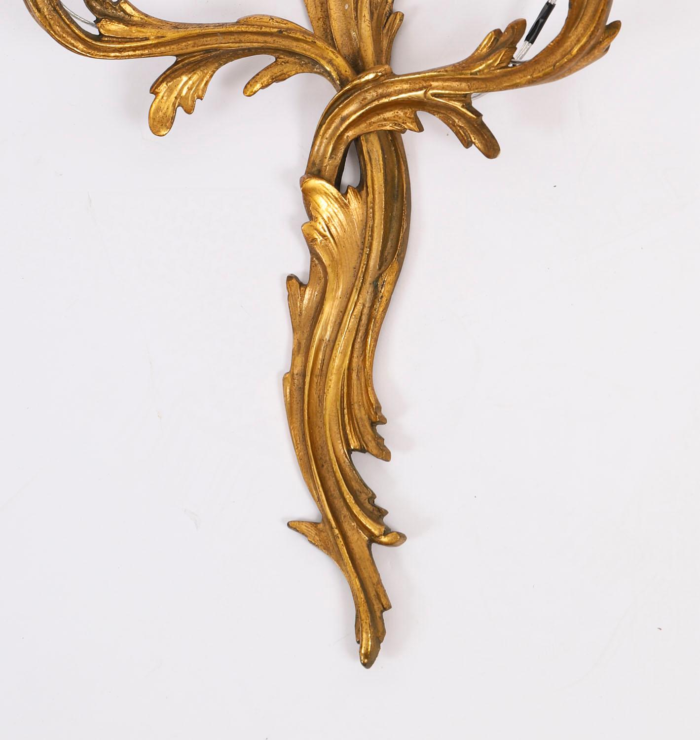 Conjunto Vintage de 6 Apliques de Ormolu de Estilo Neoclásico Francés Siglo XIX Ormolú en venta