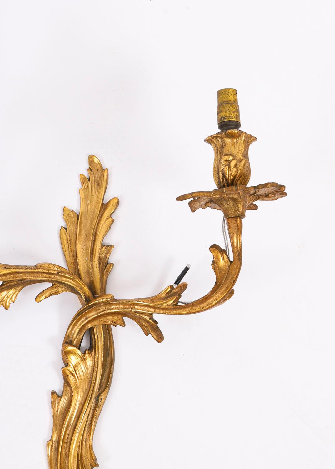 Conjunto Vintage de 6 Apliques de Ormolu de Estilo Neoclásico Francés Siglo XIX en venta 6
