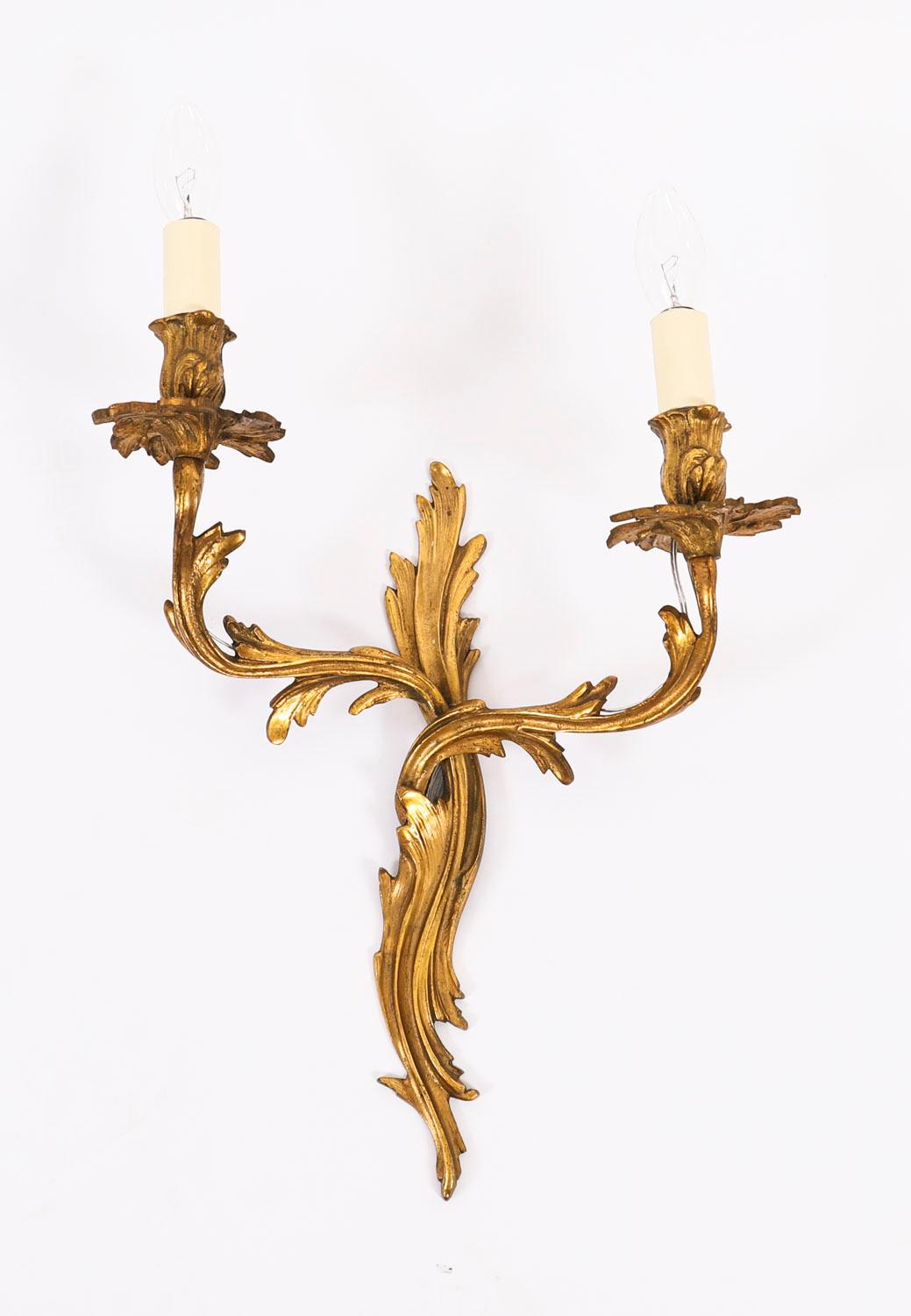 Conjunto Vintage de 6 Apliques de Ormolu de Estilo Neoclásico Francés Siglo XIX en venta 5