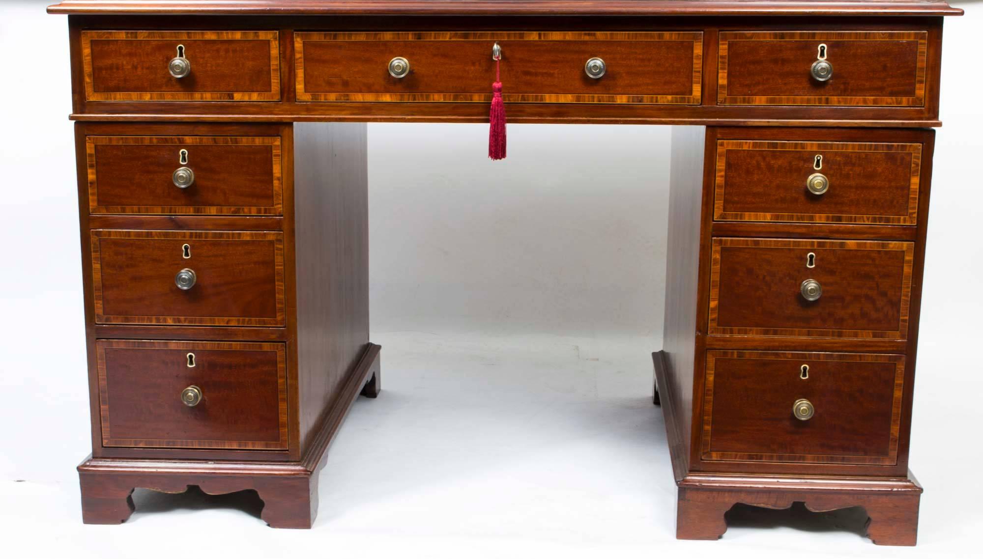 English Antique Victorian Inlaid Mahogany Pedestal Desk, circa 1860