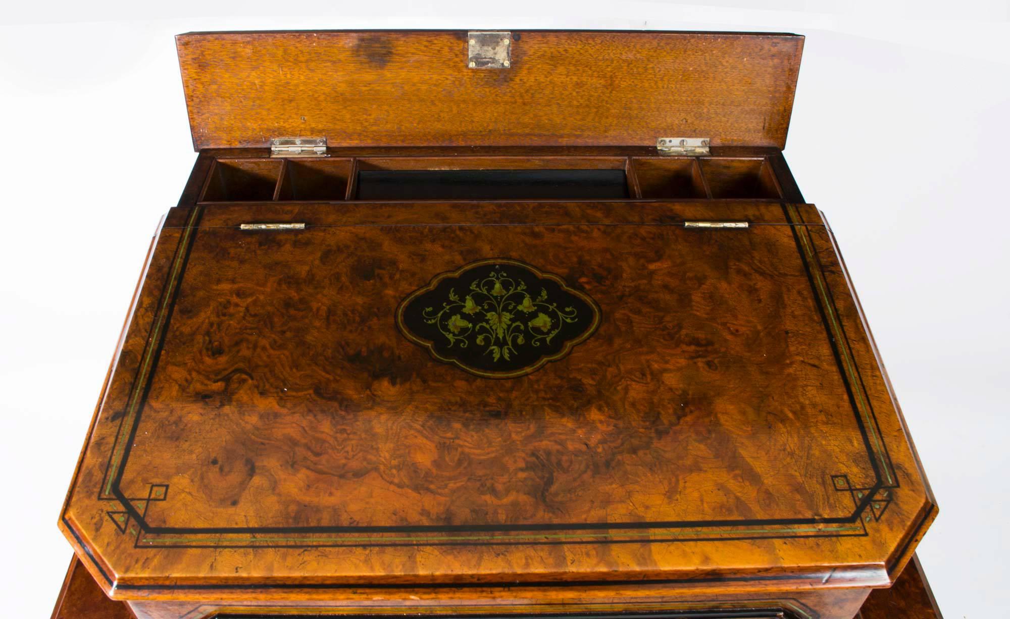 Antique Victorian Walnut Davenport Desk, circa 1850 In Excellent Condition In London, GB