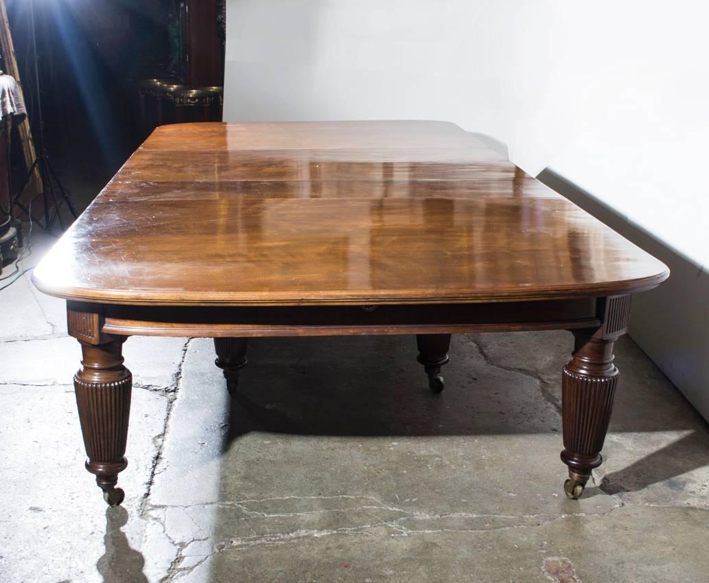 antique extendable dining table