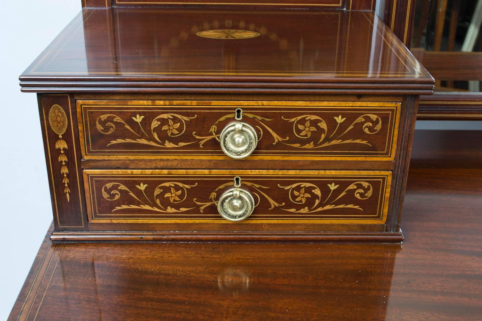 Antique Victorian Bedroom Suite, Maple & Co, circa 1880 In Excellent Condition In London, GB