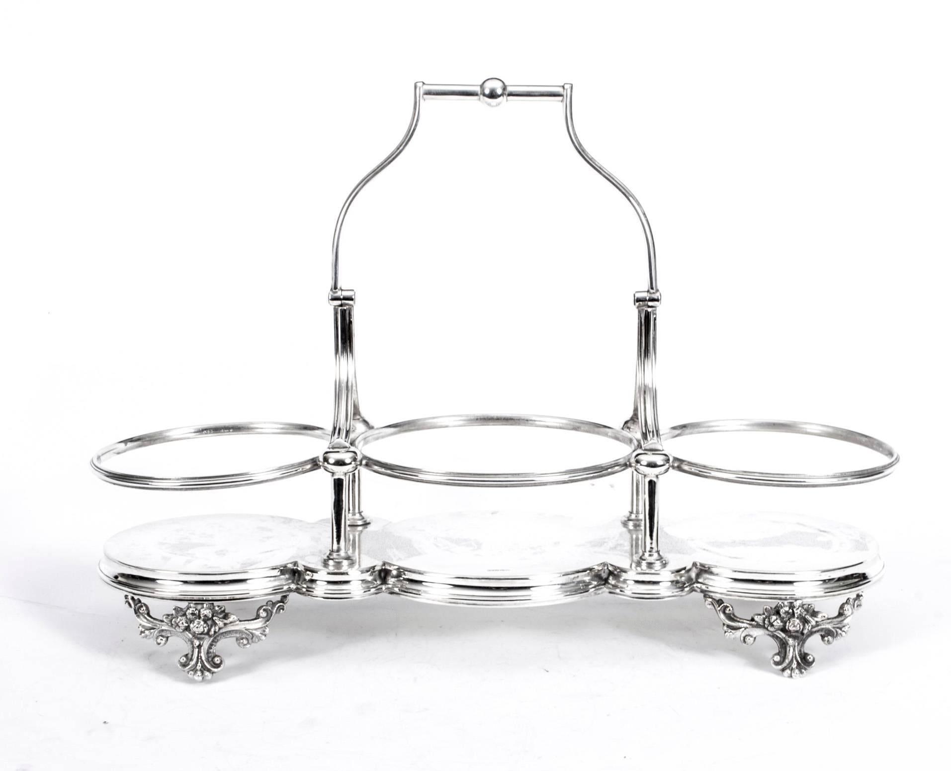 Antique Silver Plated Tantalus Cut-Glass Decanters, circa 1880 In Excellent Condition In London, GB