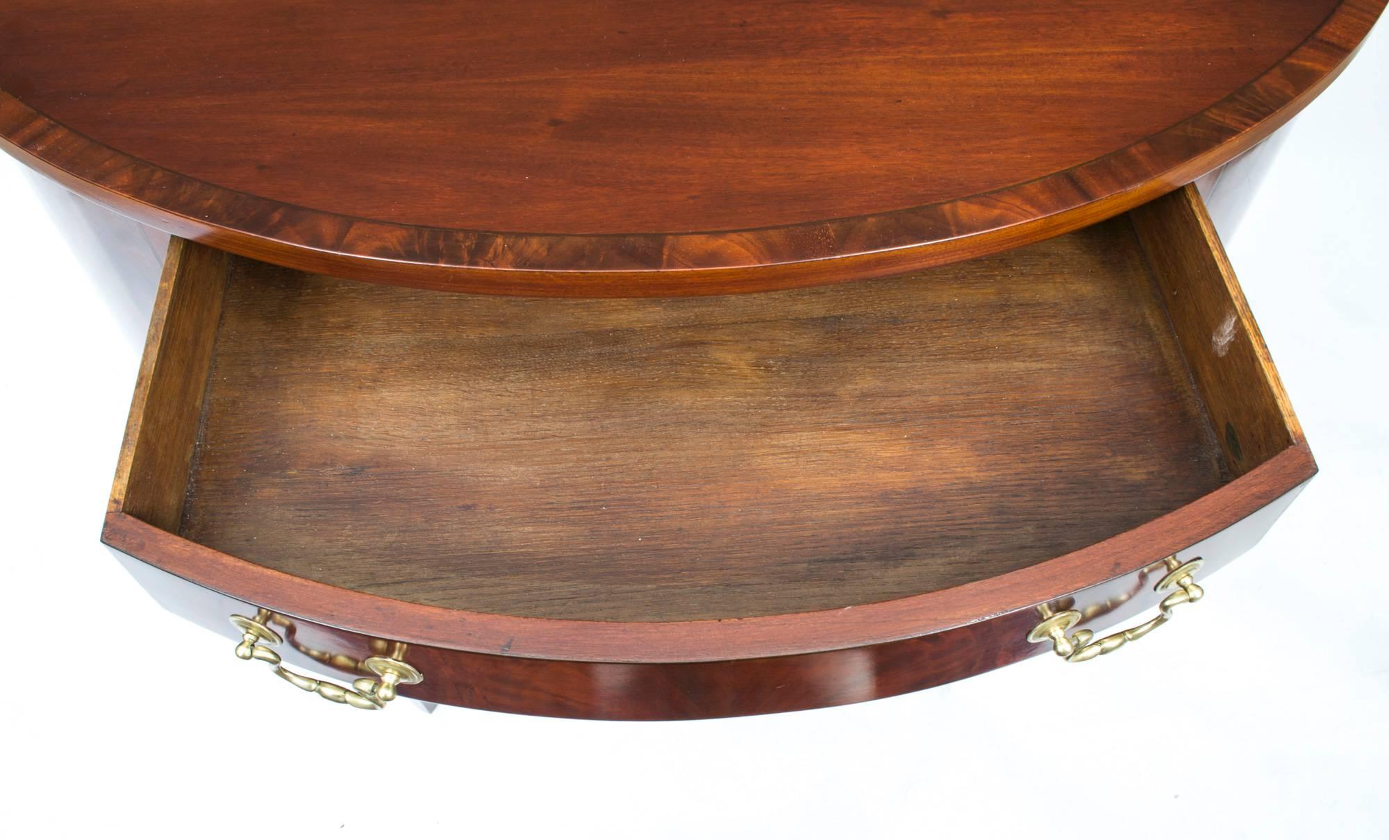 Late 18th Century Antique George III Half-Moon Mahogany Side Cabinet, circa 1780