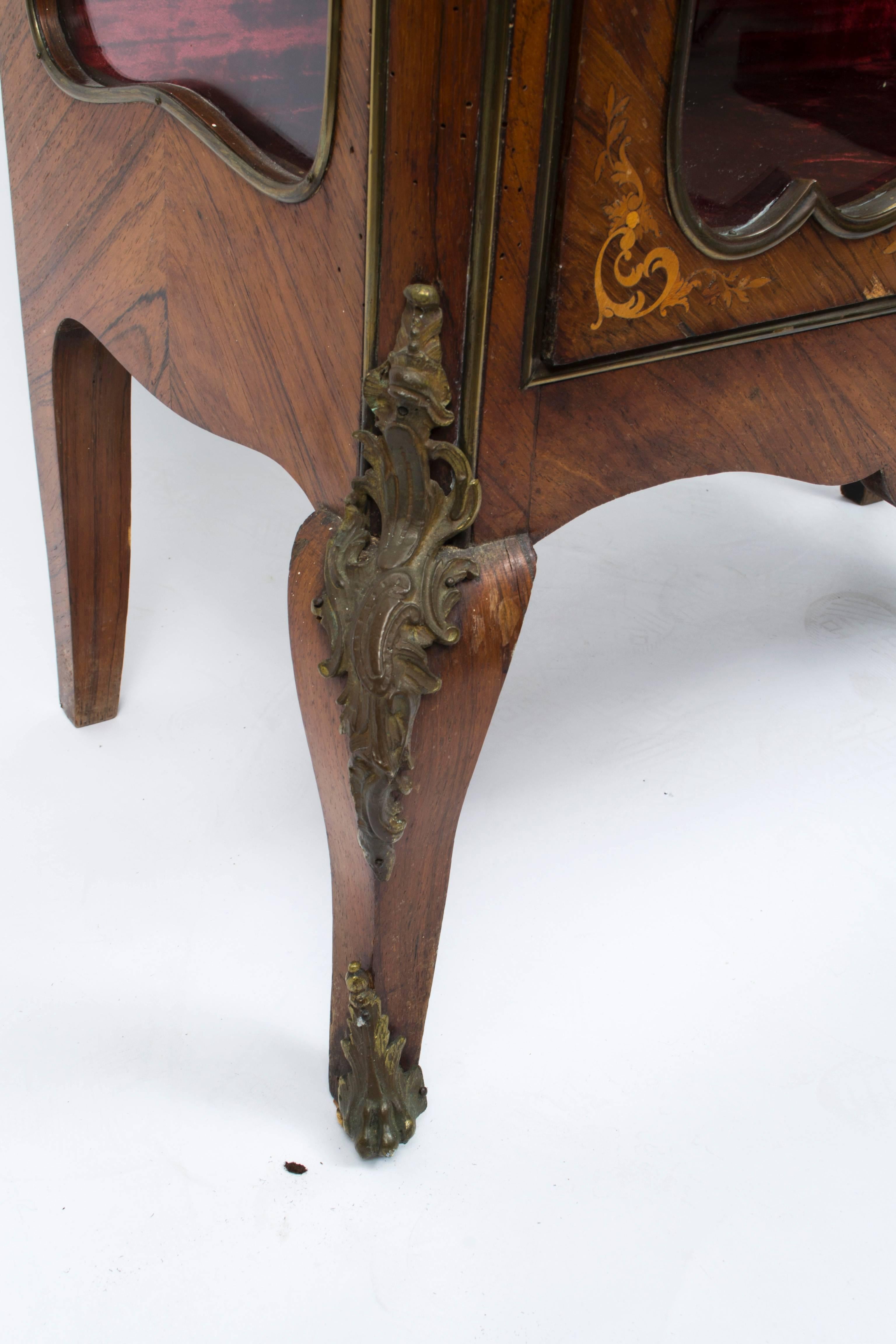 19th Century French Kingwood and Marquetry Display Cabinet 3