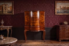 Antique Burr Walnut Revolving Cocktail Drinks Dry Bar Cabinet 20th Century