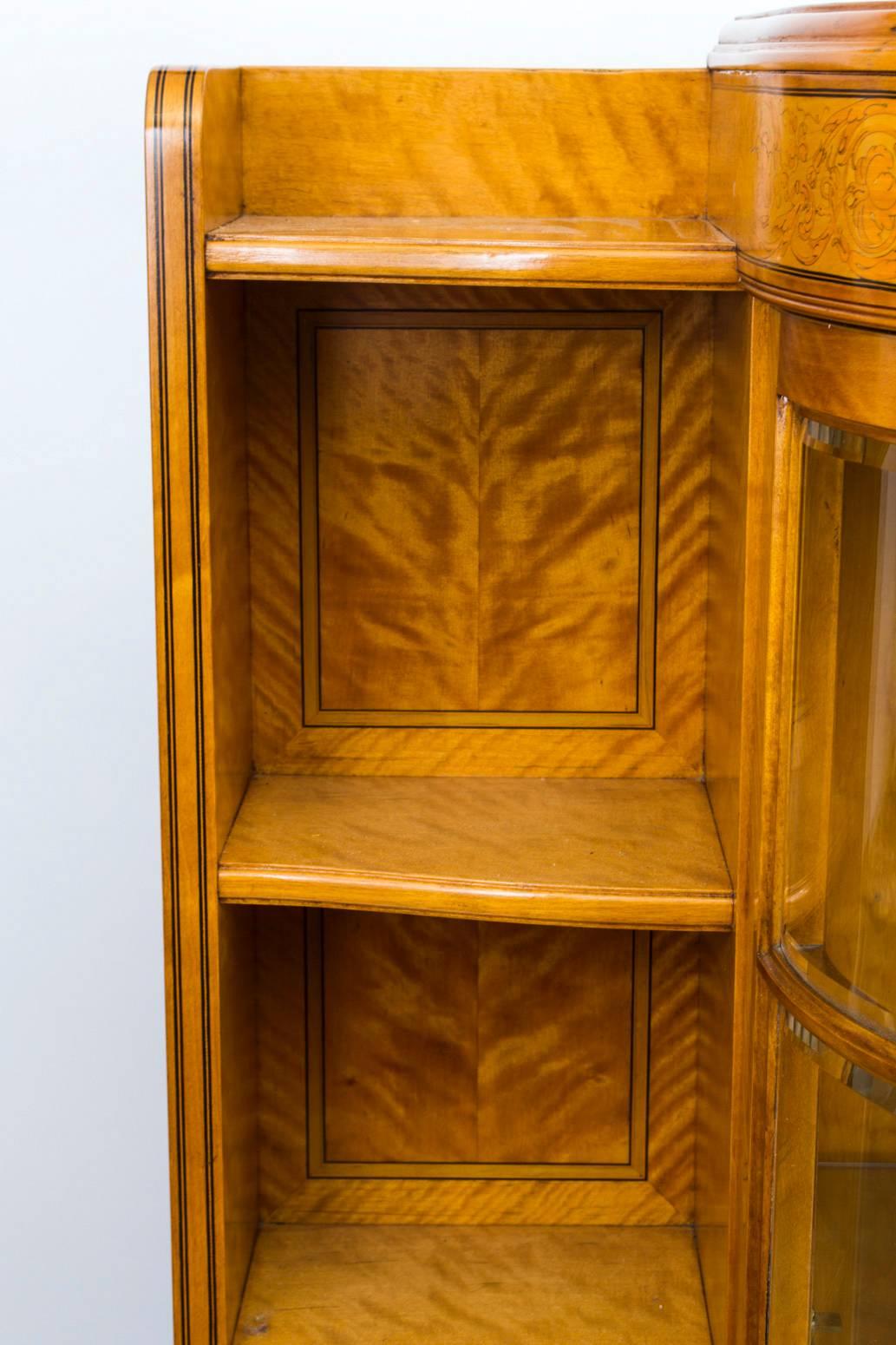 English 19th Century Late Victorian Satinwood Display Cabinet