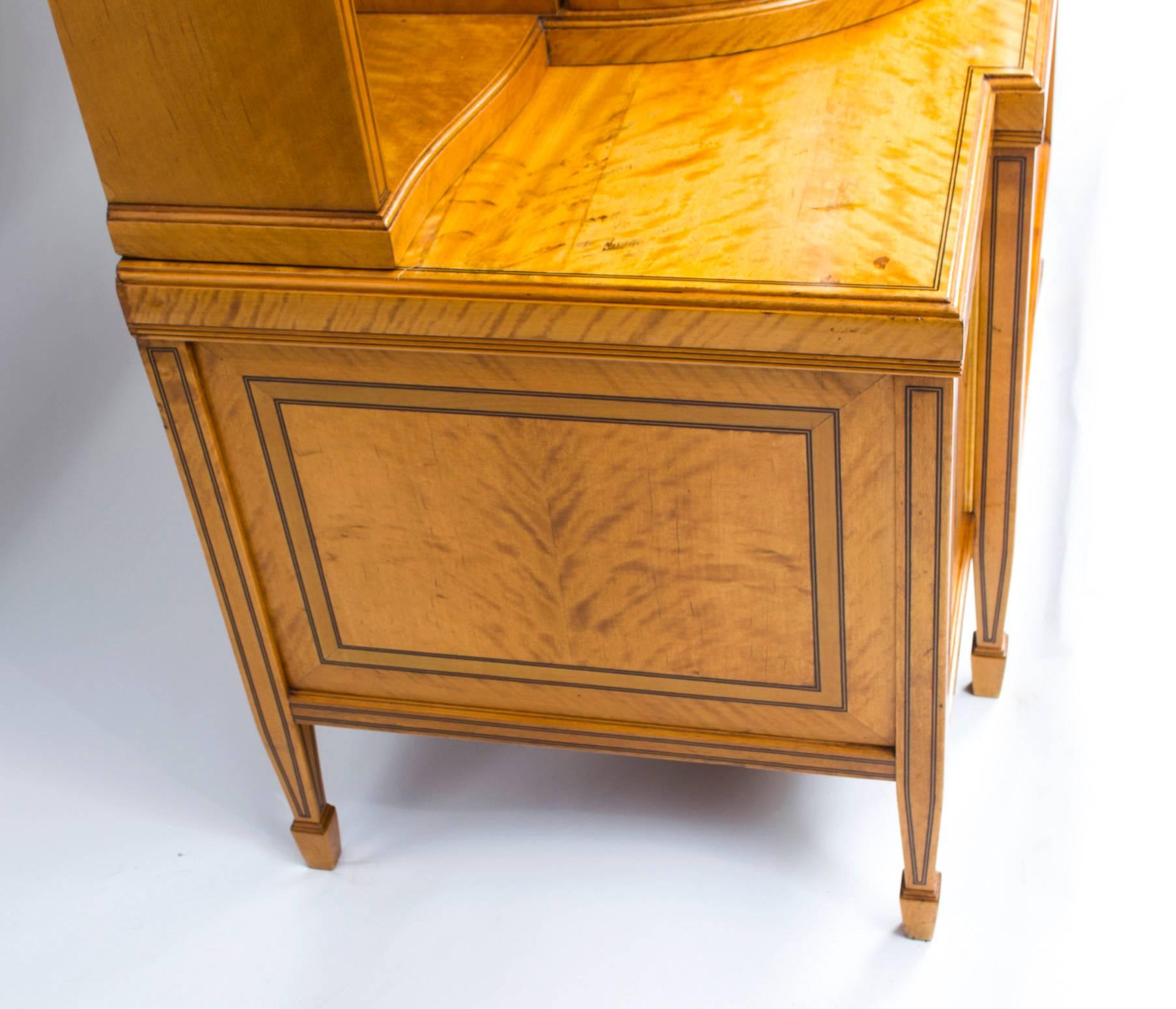 19th Century Late Victorian Satinwood Display Cabinet 3