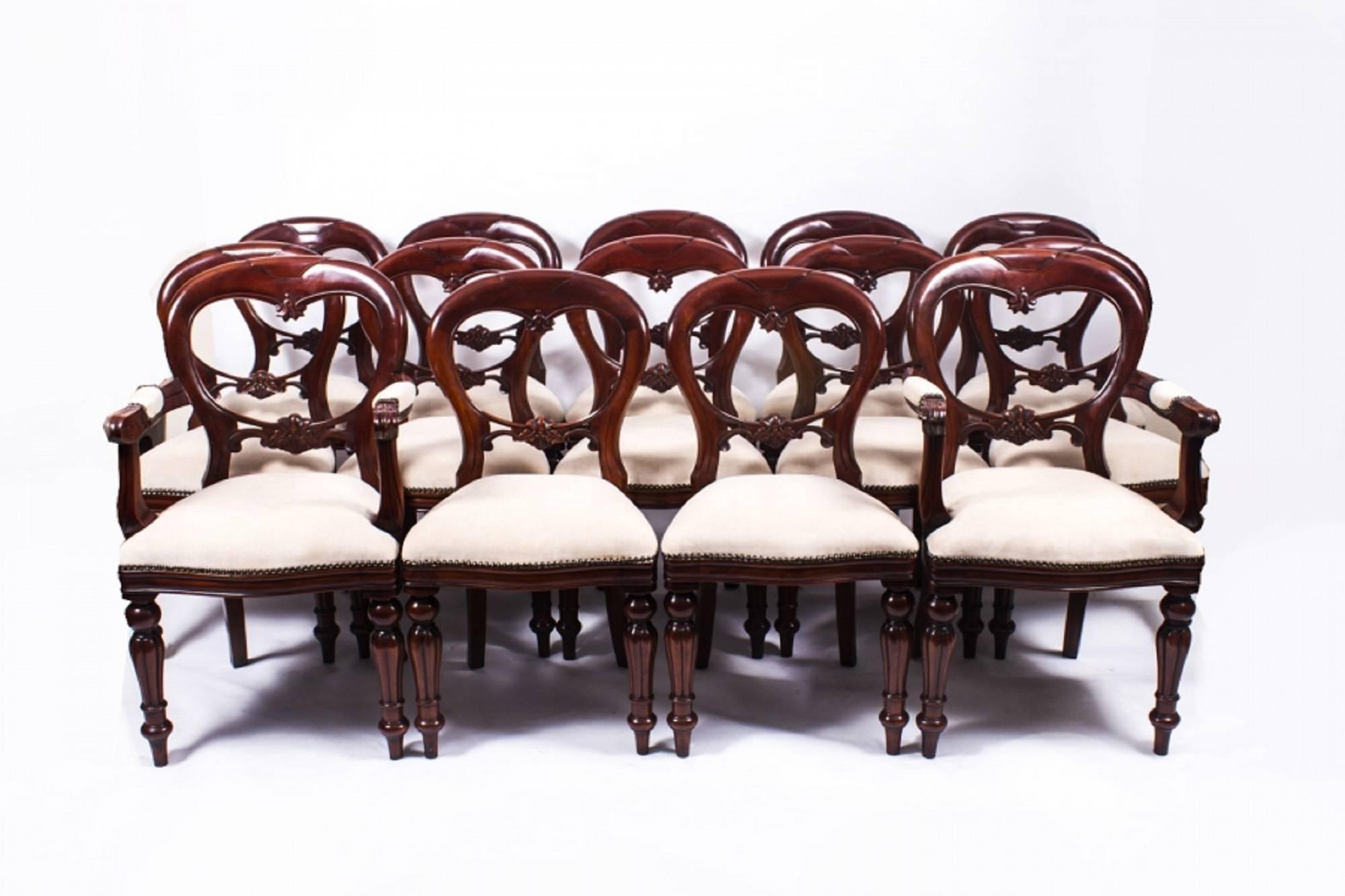 Mid-19th Century Antique Victorian Dining Table and 14 chairs, circa 1850